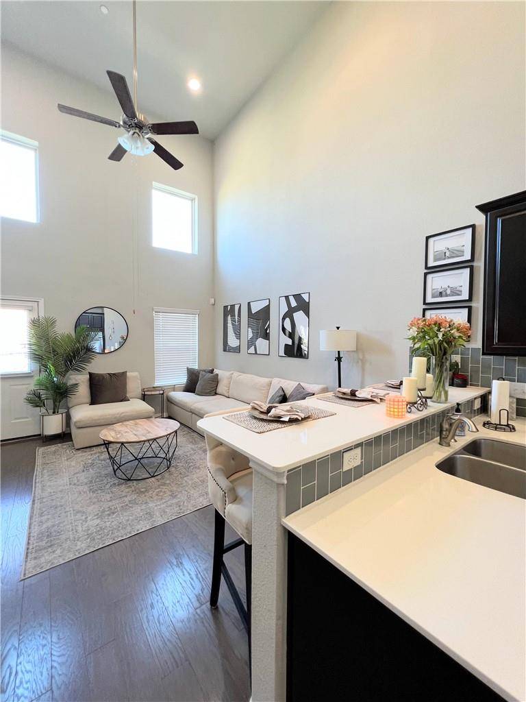 2214 S Lakeline BLVD #118, Cedar Park, TX 78613