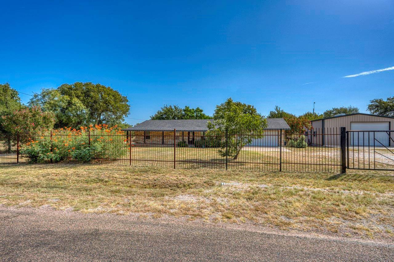 212 Deer DR, Sunrise Beach, TX 78643