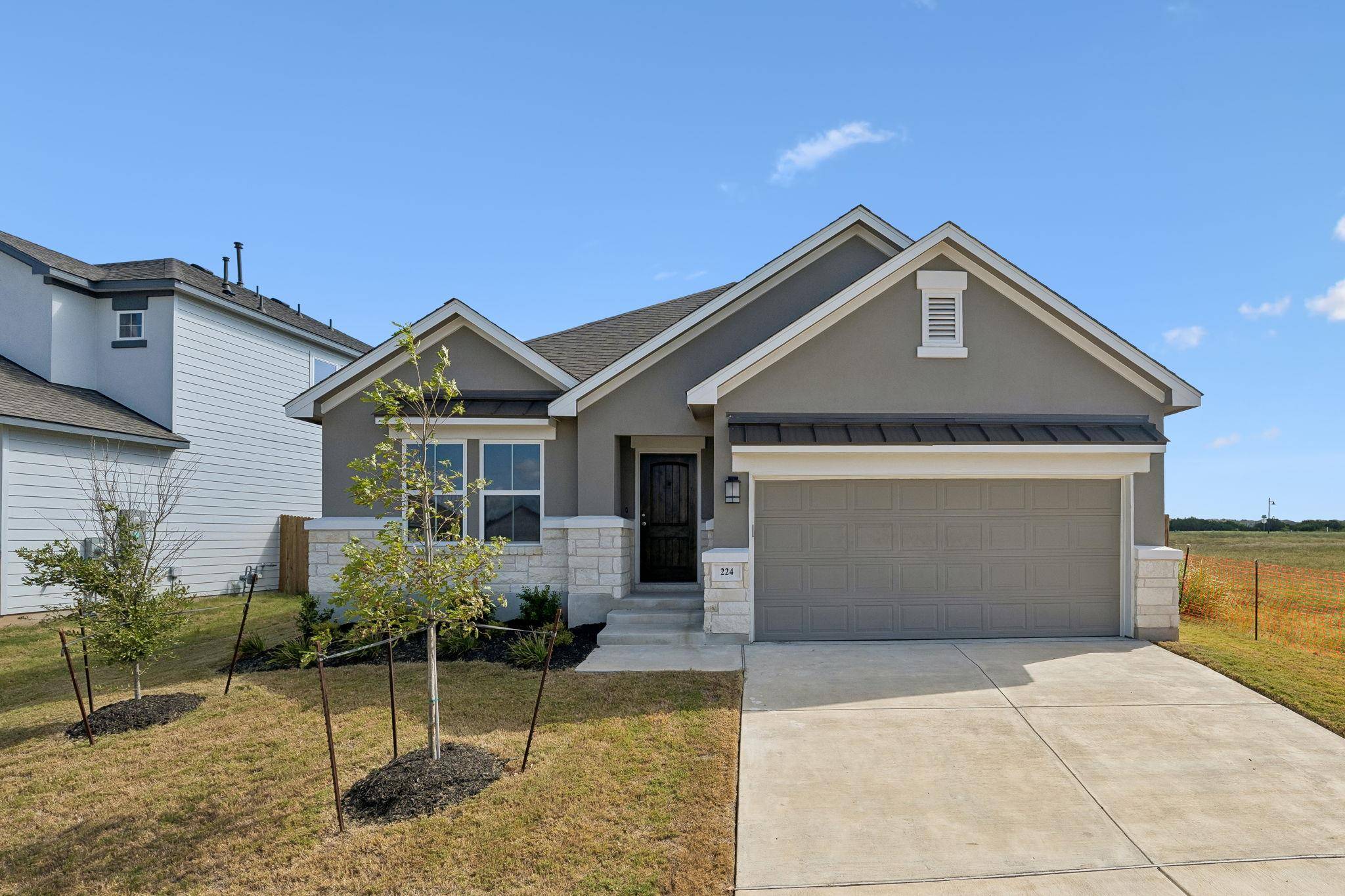 224 Ironshoe TRL, Liberty Hill, TX 78642