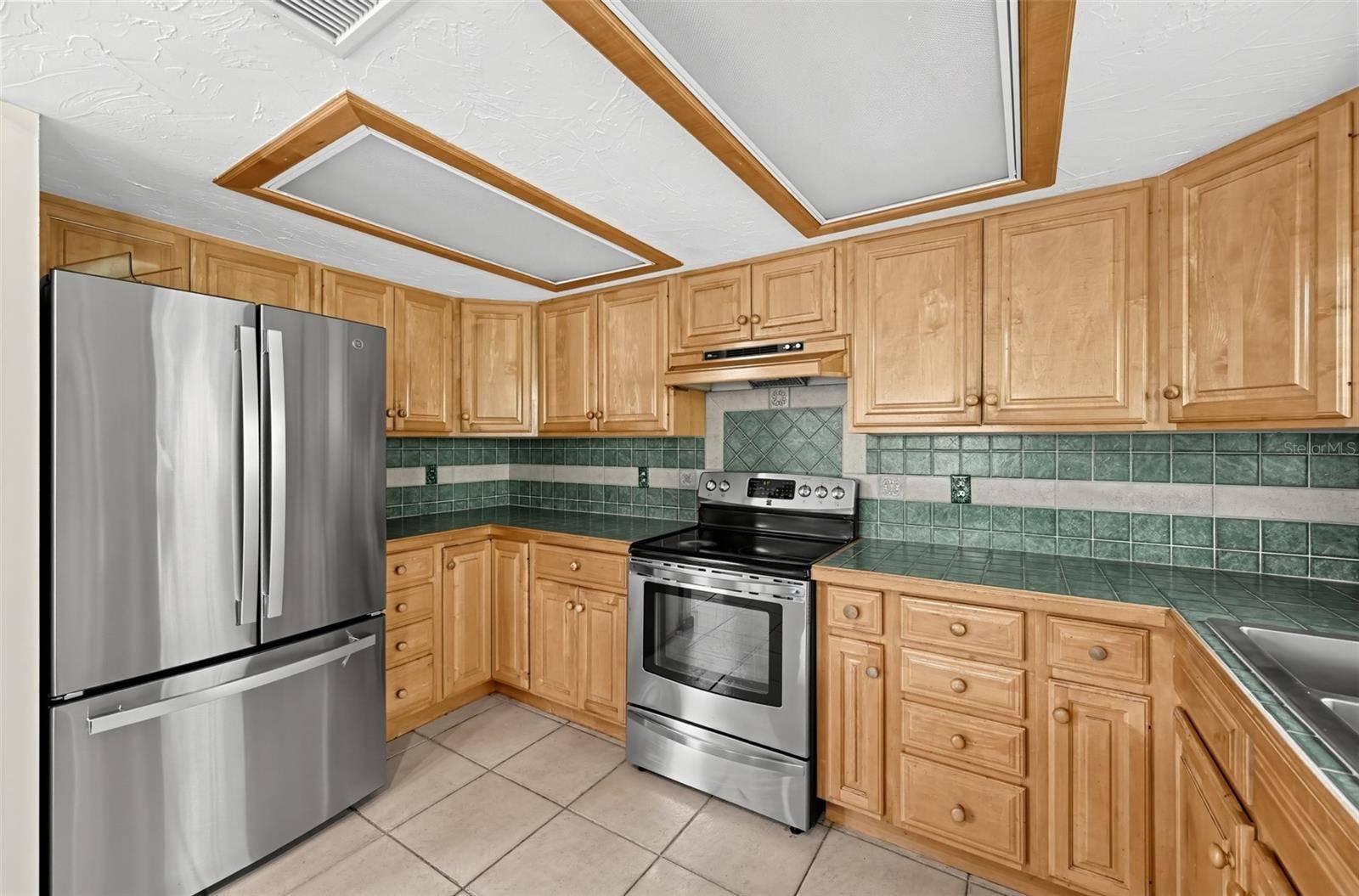 6150 WESTPORT LN, Naples, FL 34116