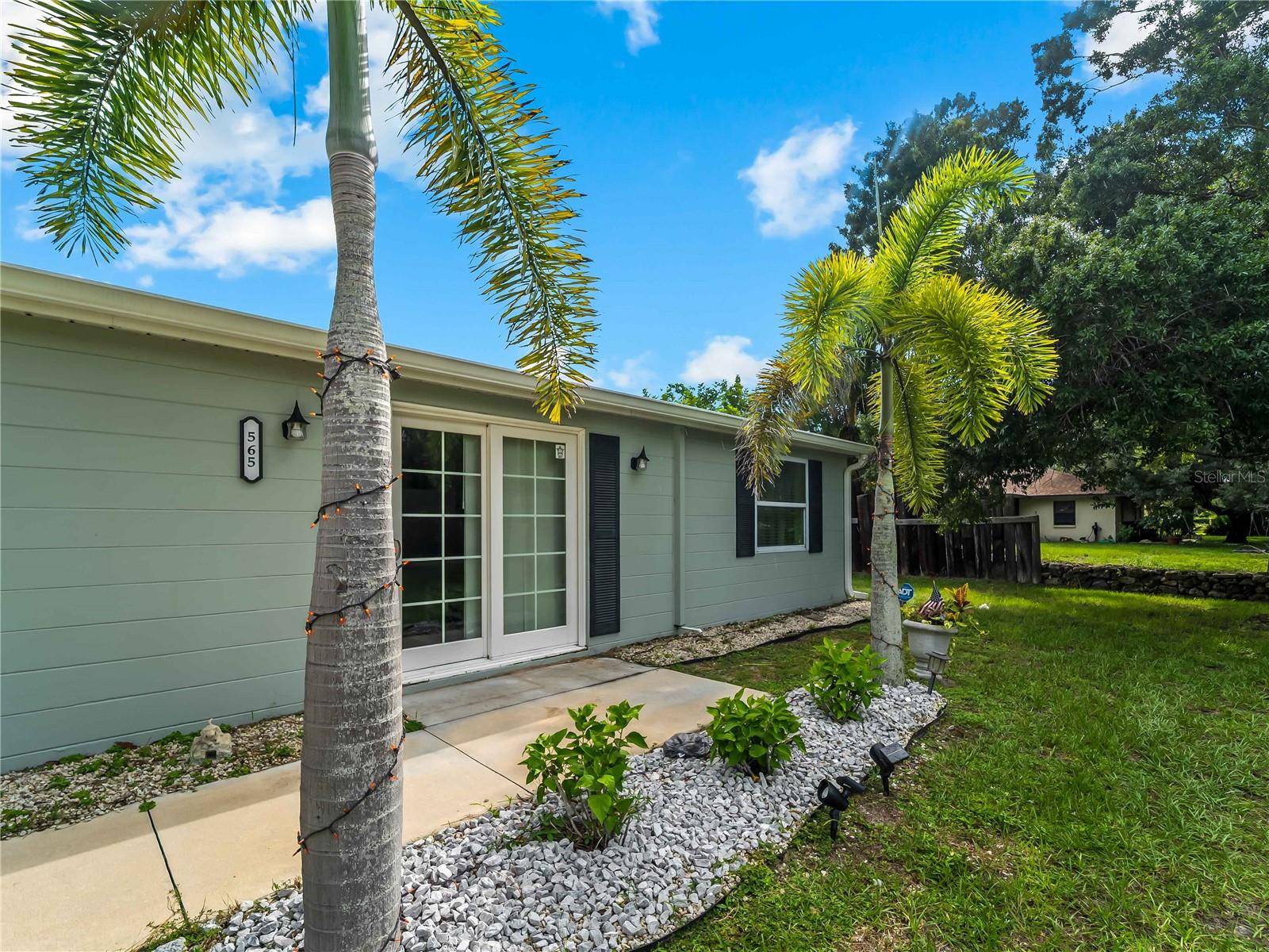 565 ELLIOT ST, Englewood, FL 34223