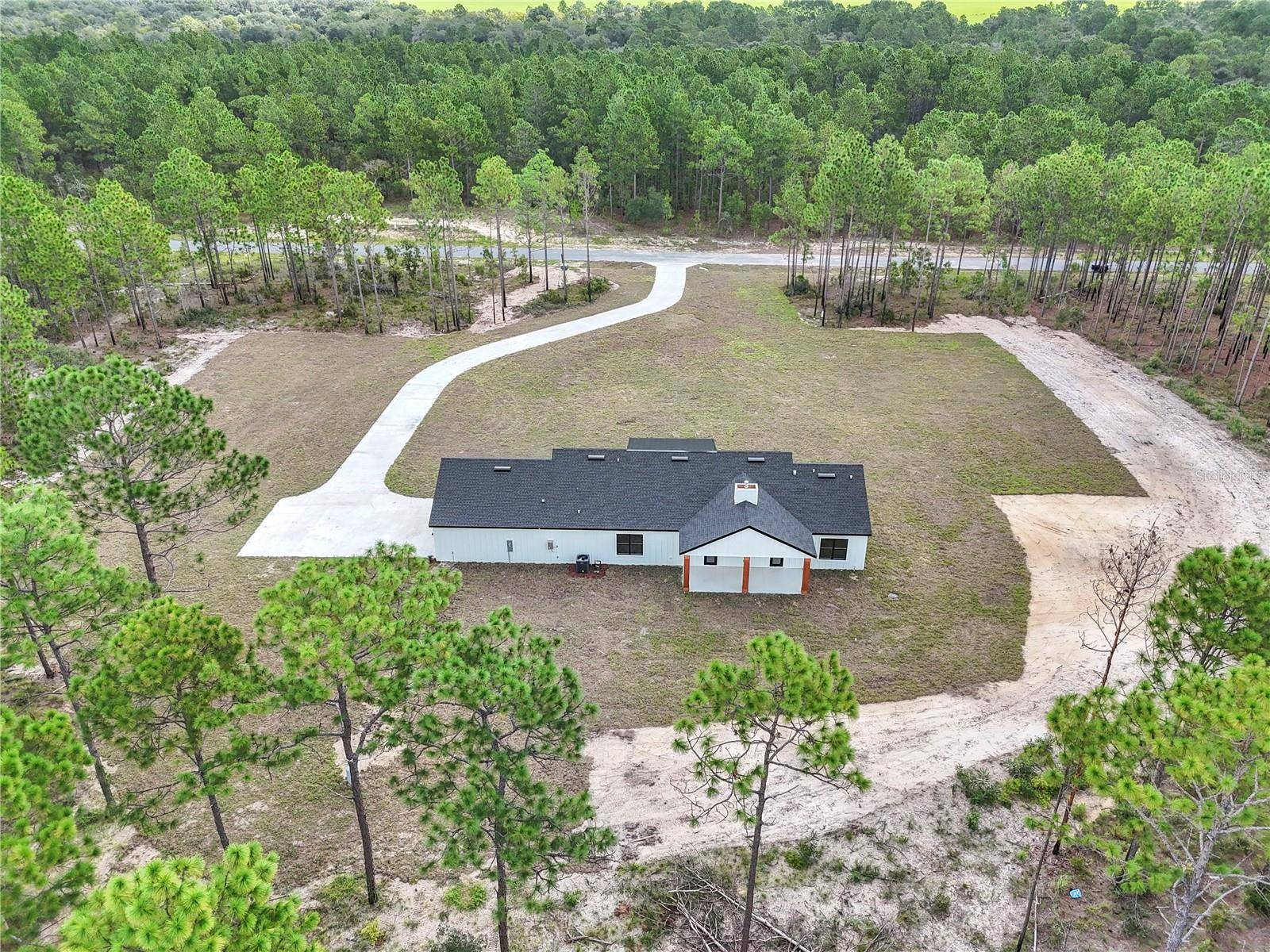 3890 SE 139 TER, Morriston, FL 32668