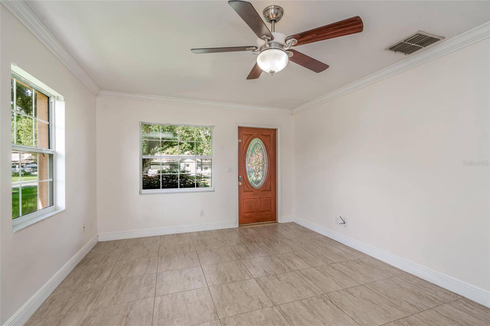 8001 N HUBERT AVE, Tampa, FL 33614