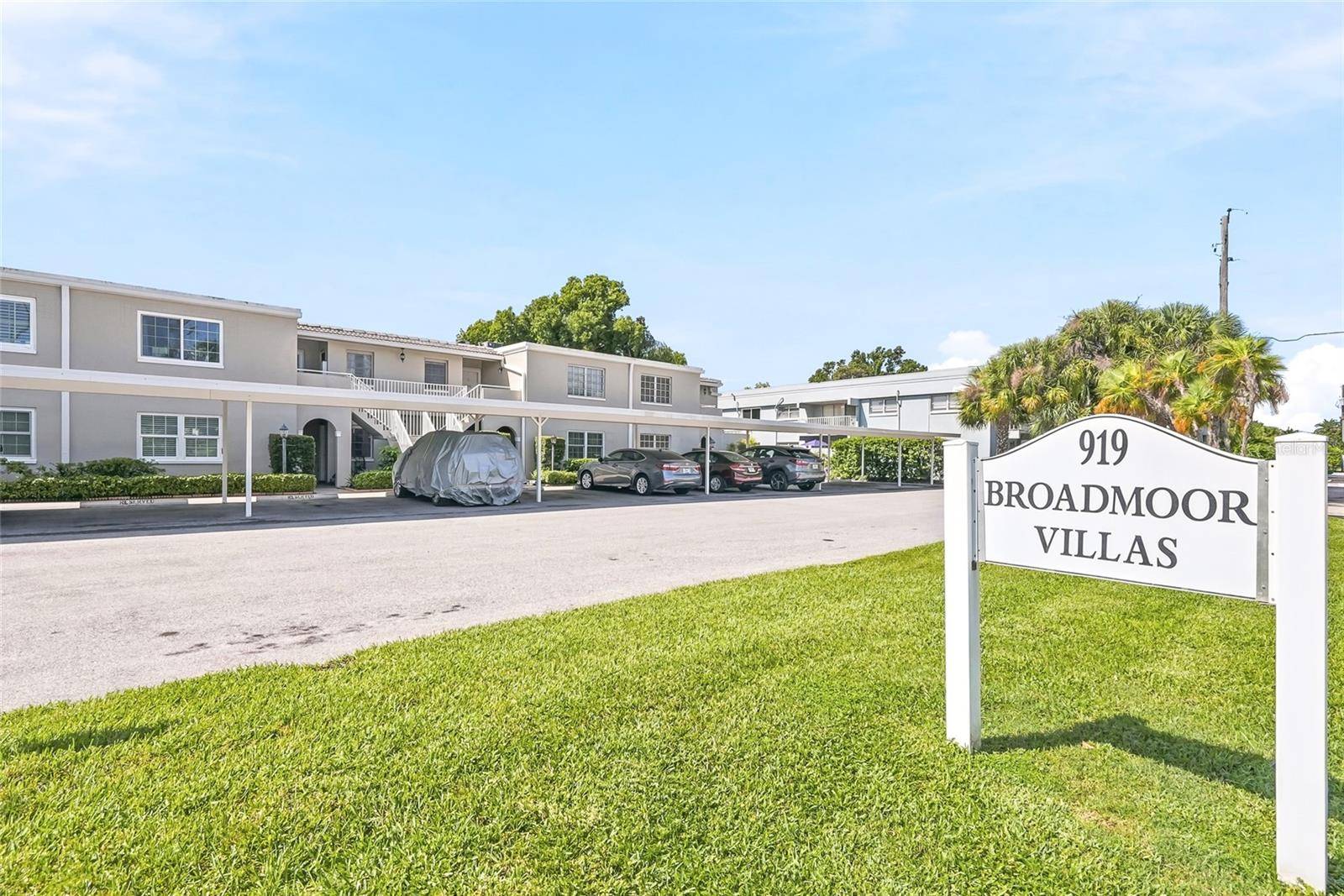 919 OSCEOLA RD #207, Belleair, FL 33756