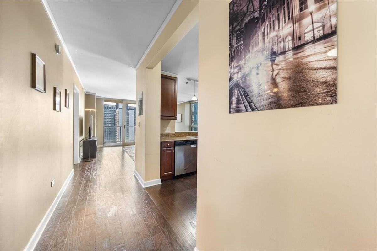 420 E Waterside DR #2303, Chicago, IL 60601