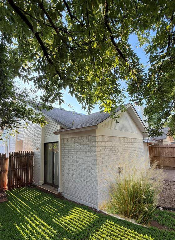 1030 Pruett DR, Edmond, OK 73003