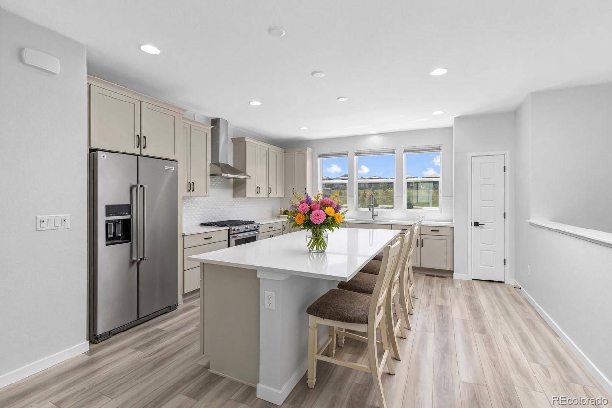 11000 Shining Star CIR, Parker, CO 80134