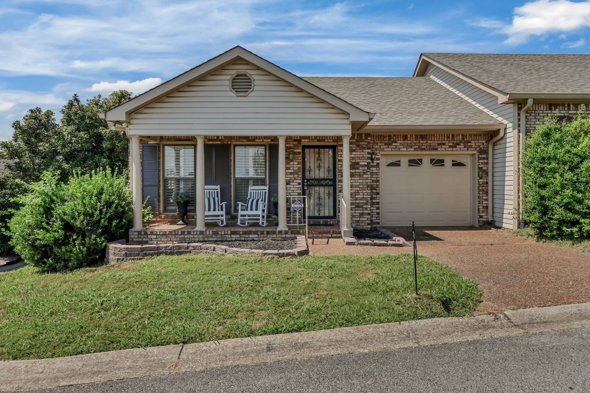 1818 Memorial Dr #21, Clarksville, TN 37043
