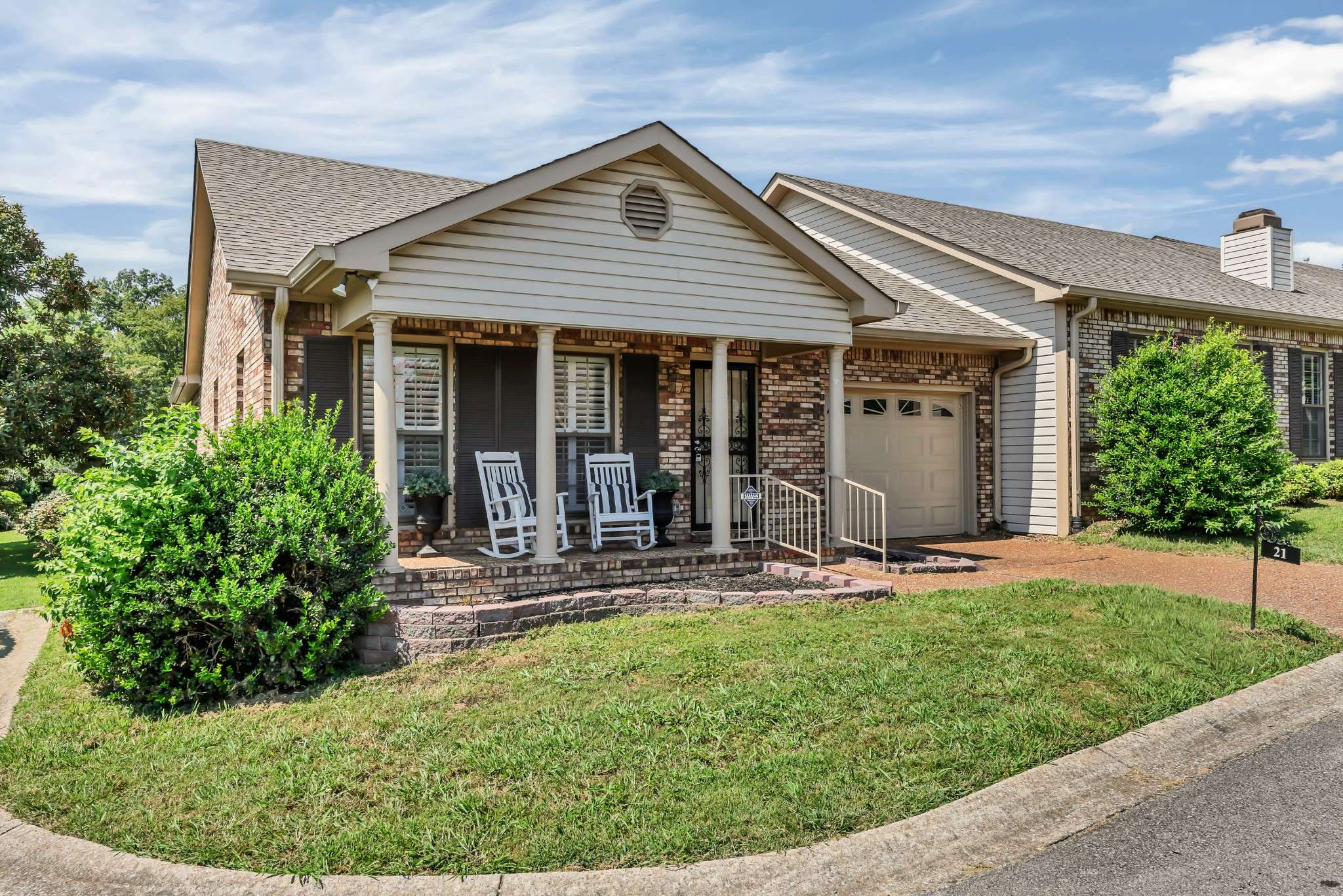 1818 Memorial Dr #21, Clarksville, TN 37043