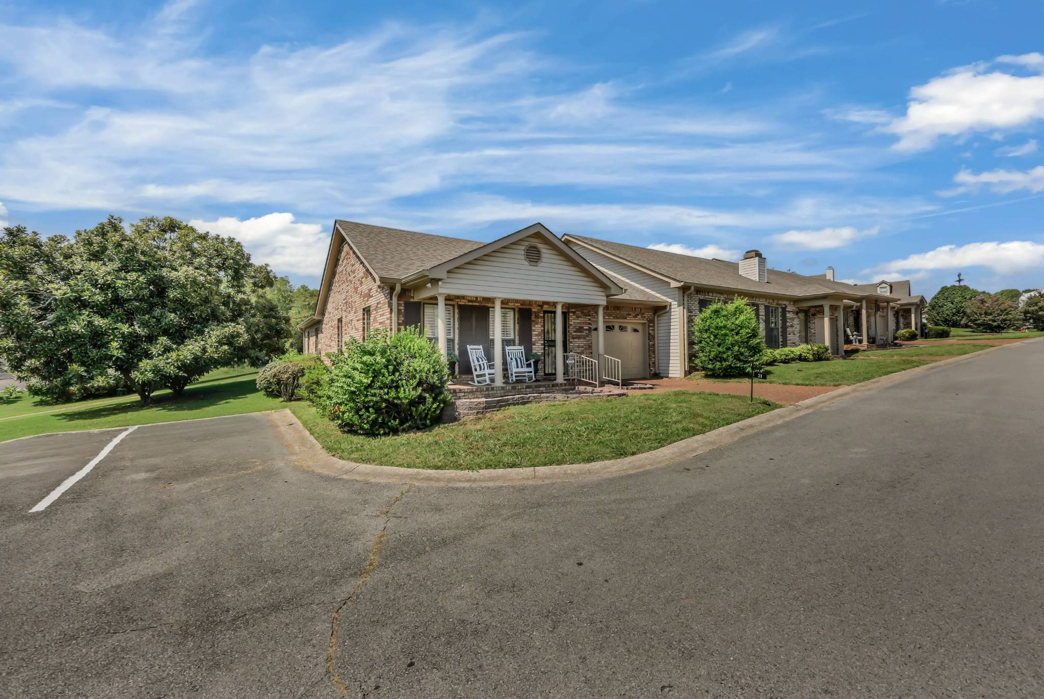 1818 Memorial Dr #21, Clarksville, TN 37043
