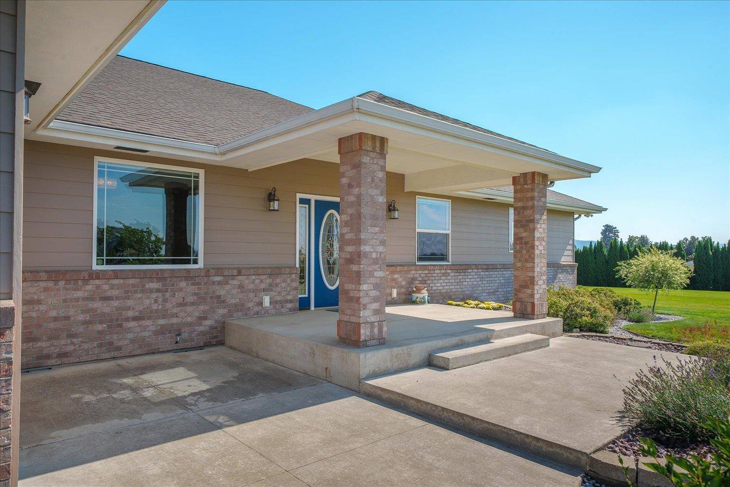 3424 N Campbell Rd, Otis Orchards, WA 99027