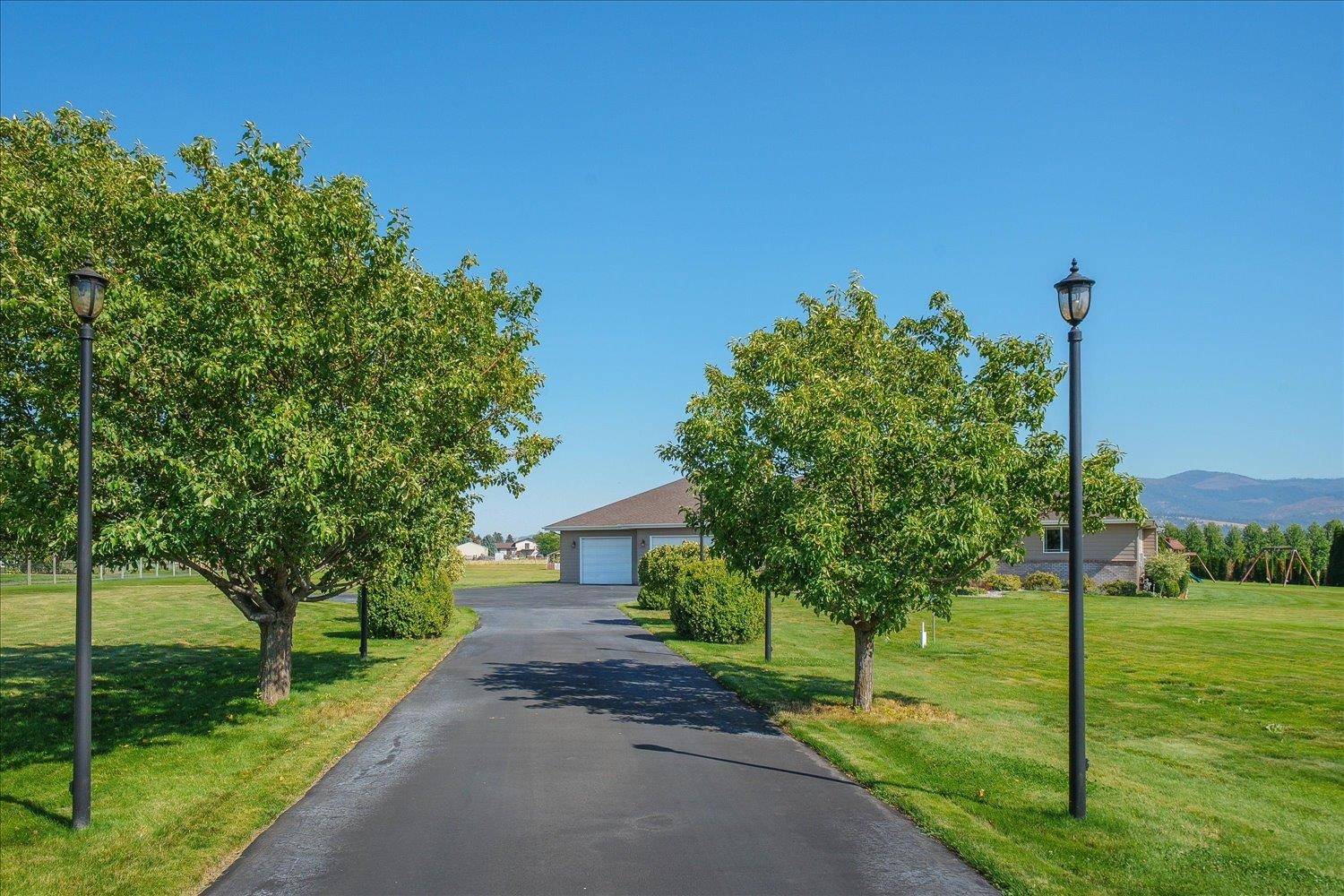 3424 N Campbell Rd, Otis Orchards, WA 99027