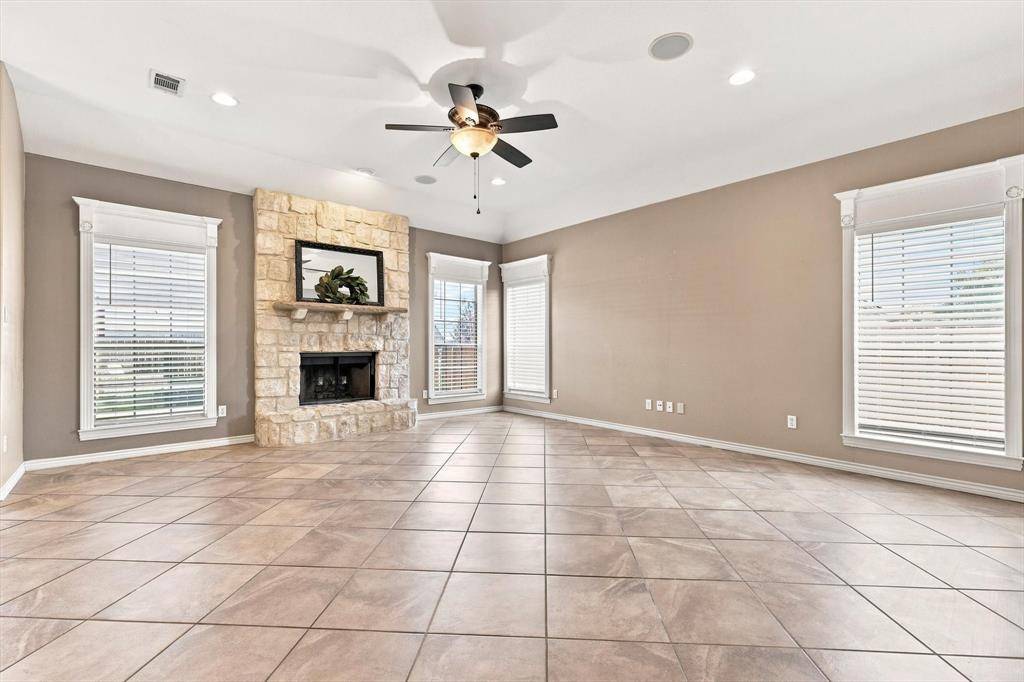 2168 Liriope Lane, Waxahachie, TX 75165