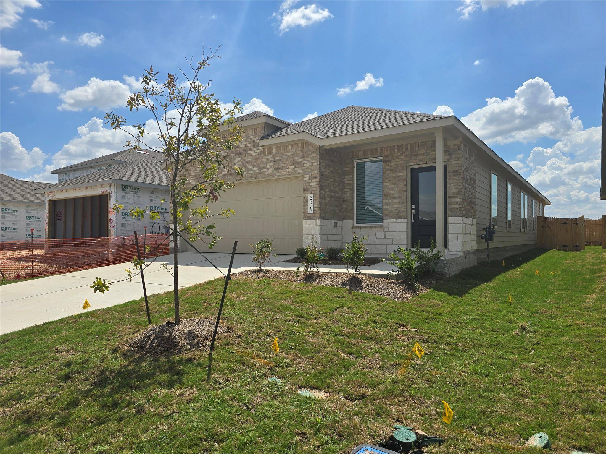 229 Mets WAY, Hutto, TX 78634