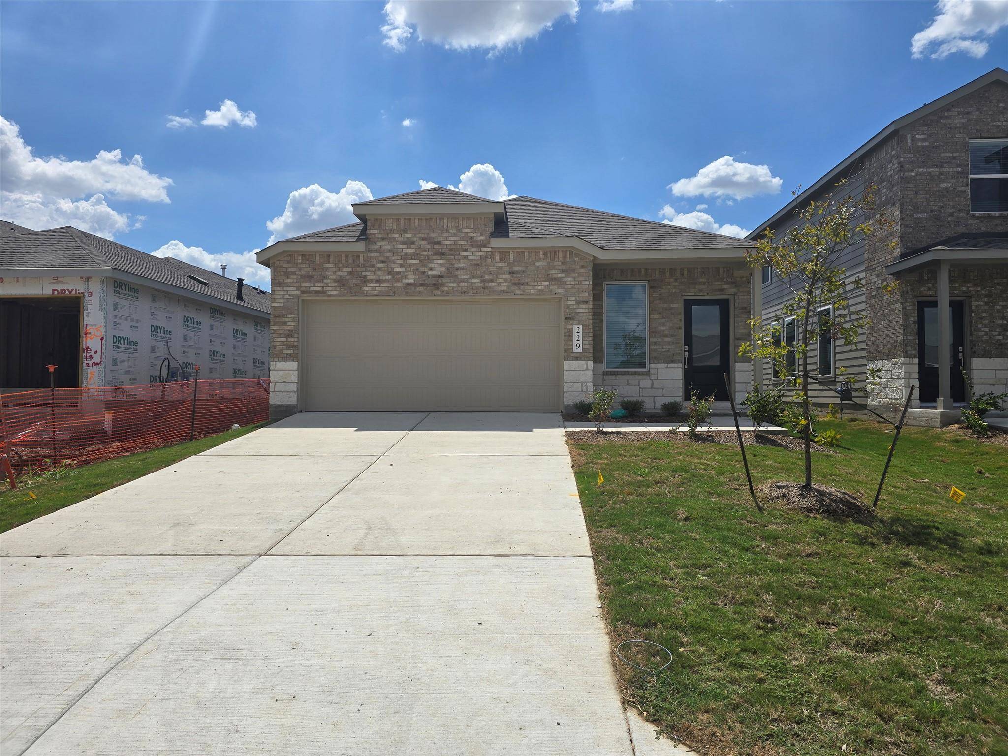 229 Mets WAY, Hutto, TX 78634
