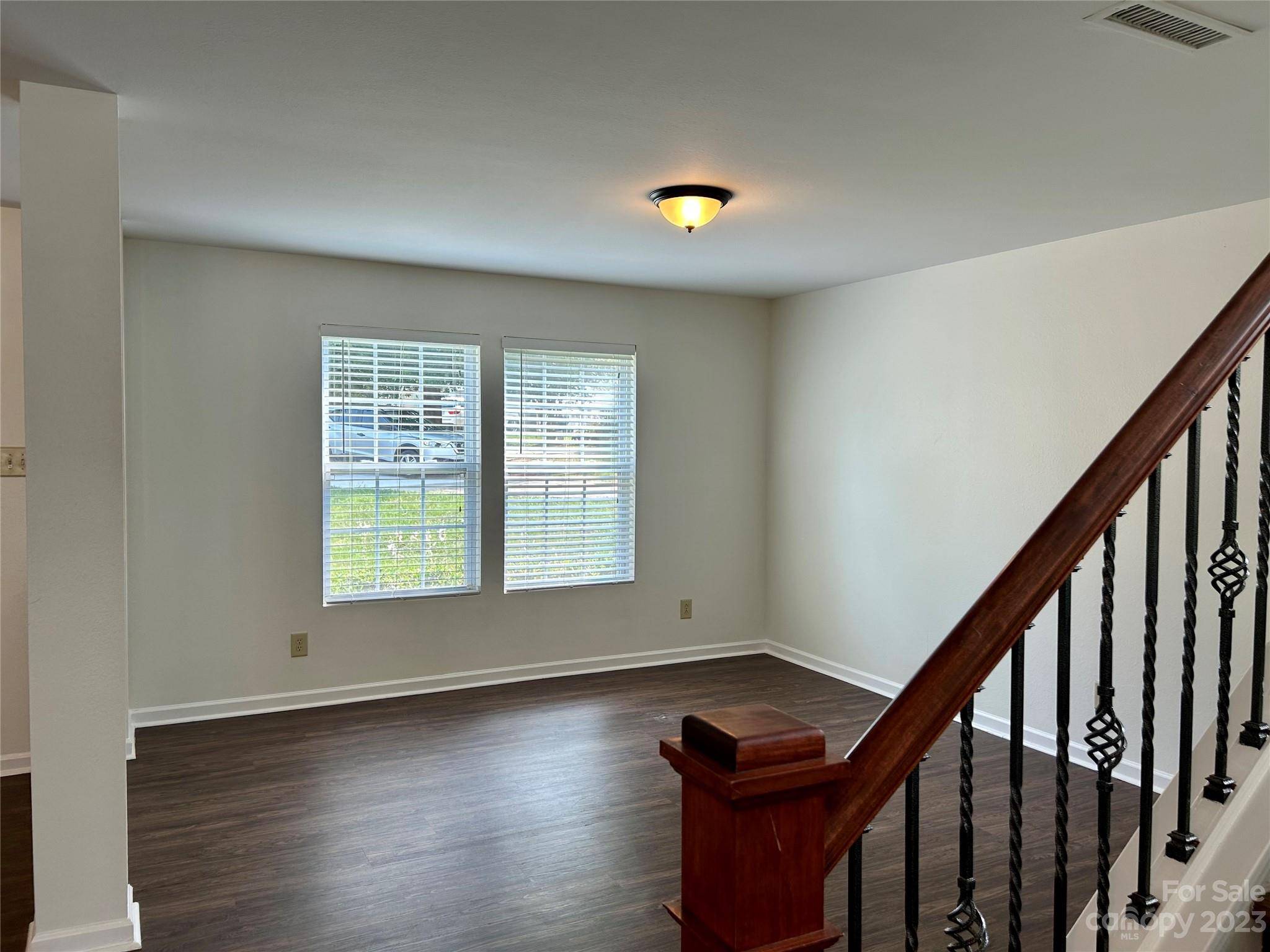 3244 Bamburgh CT, Charlotte, NC 28216