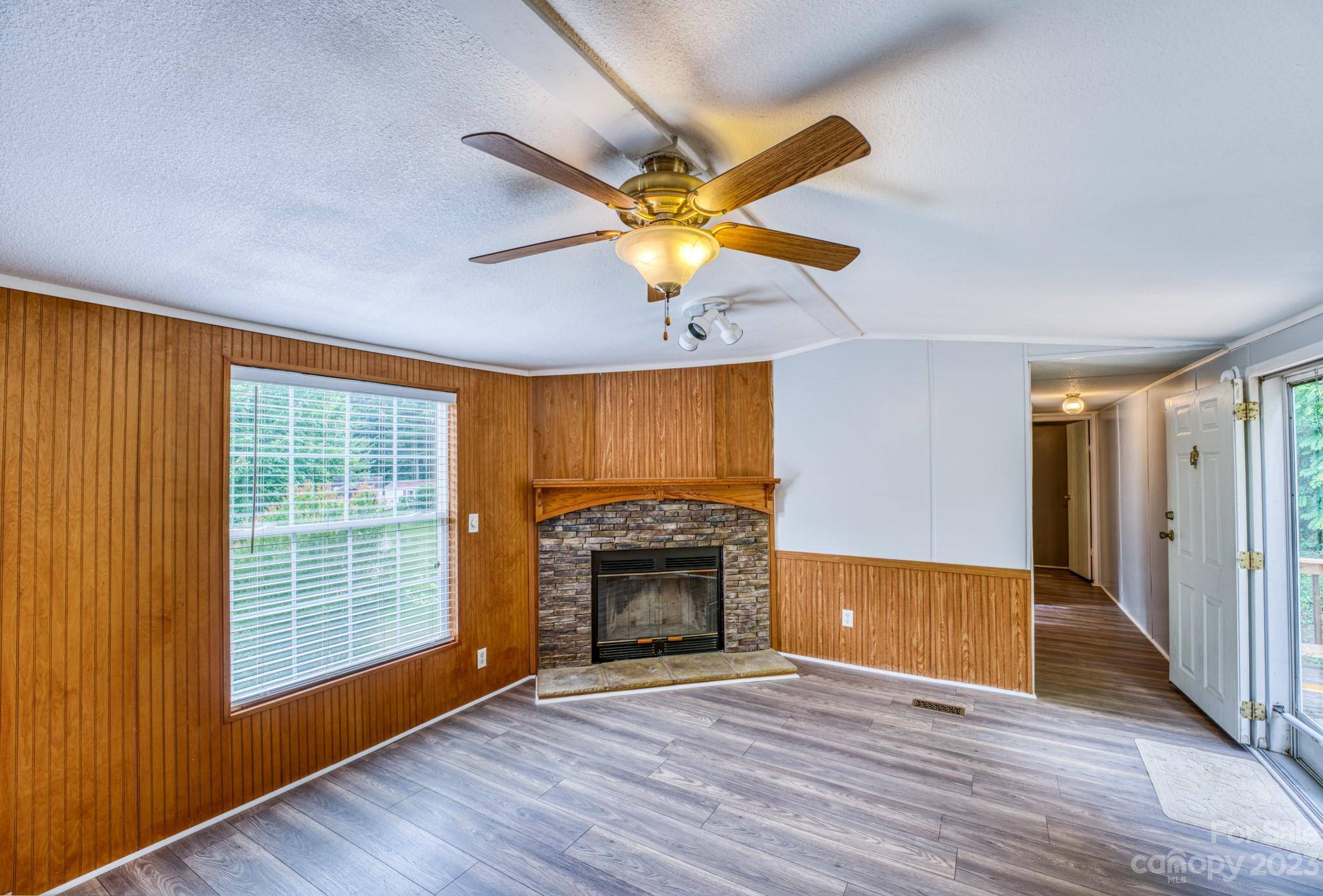 1173 Sharon Ridge RD, Fairview, NC 28730
