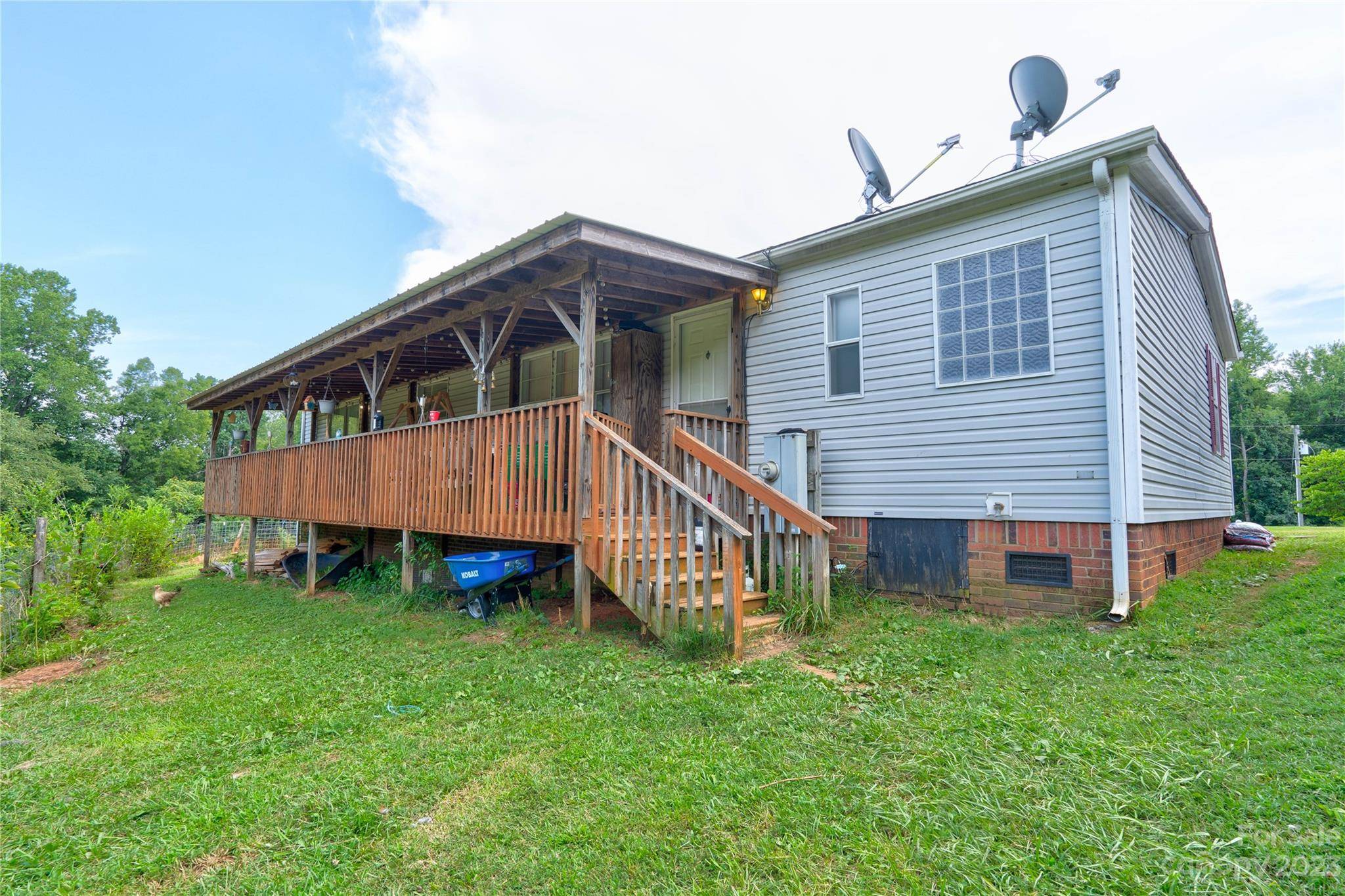 389 Shires RD, Ellenboro, NC 28040