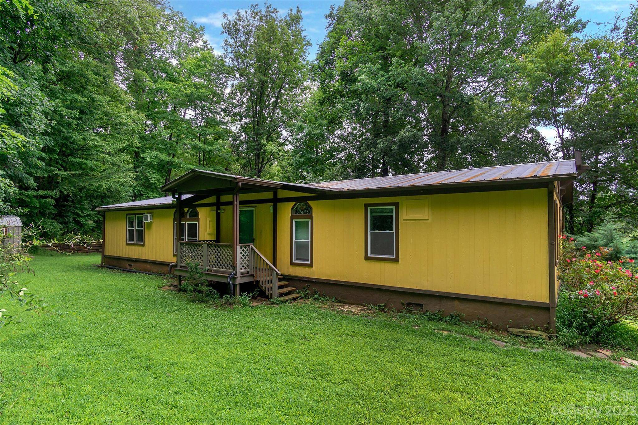 58 Holly Ridge RD, Candler, NC 28715