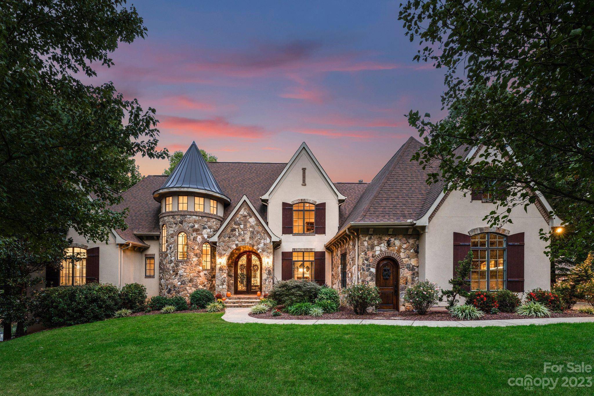413 Bay Harbour RD, Mooresville, NC 28117