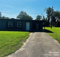 39 Hawkins RD #2, Marion, NC 28752