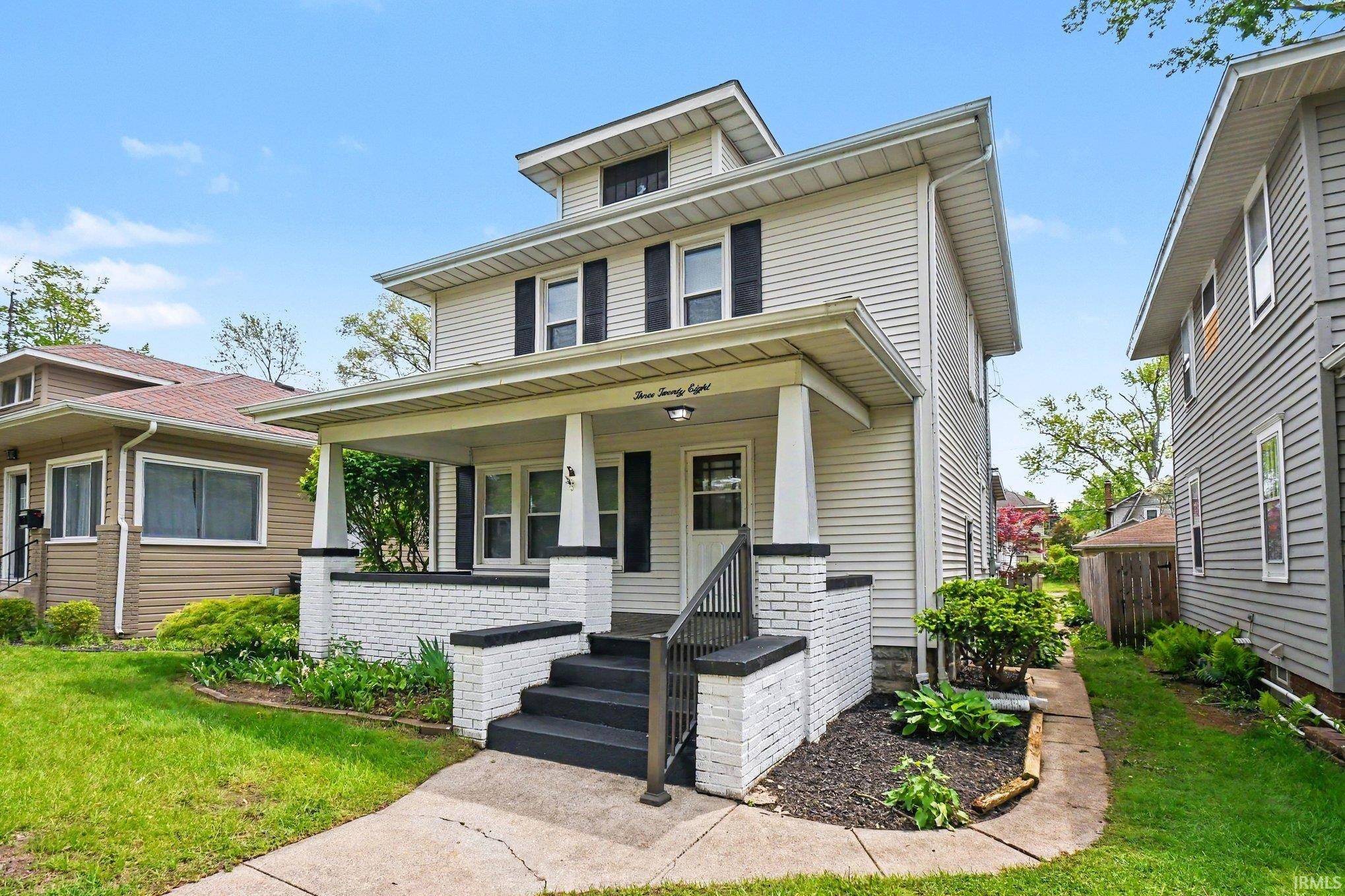 328 Parkovash AVE, South Bend, IN 46617