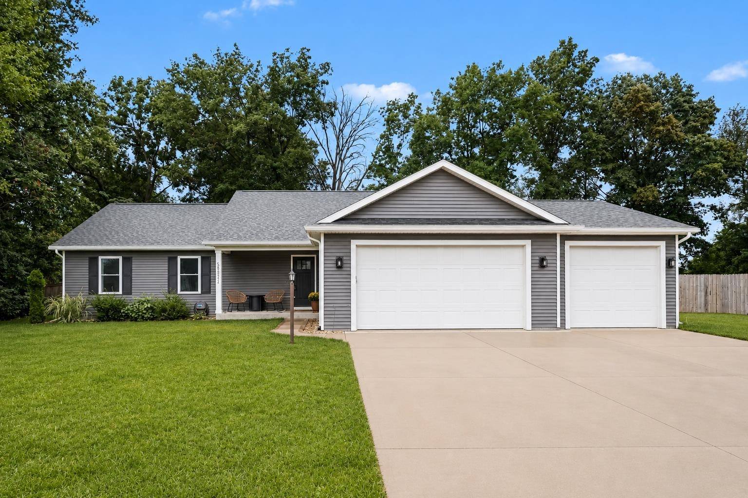 58972 Spring Creek TRL, Elkhart, IN 46516-6284