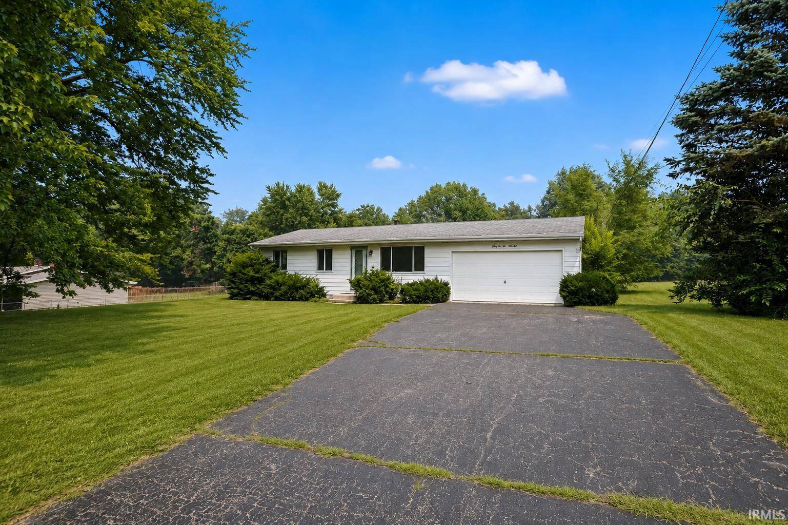56266 Butternut RD, South Bend, IN 46619