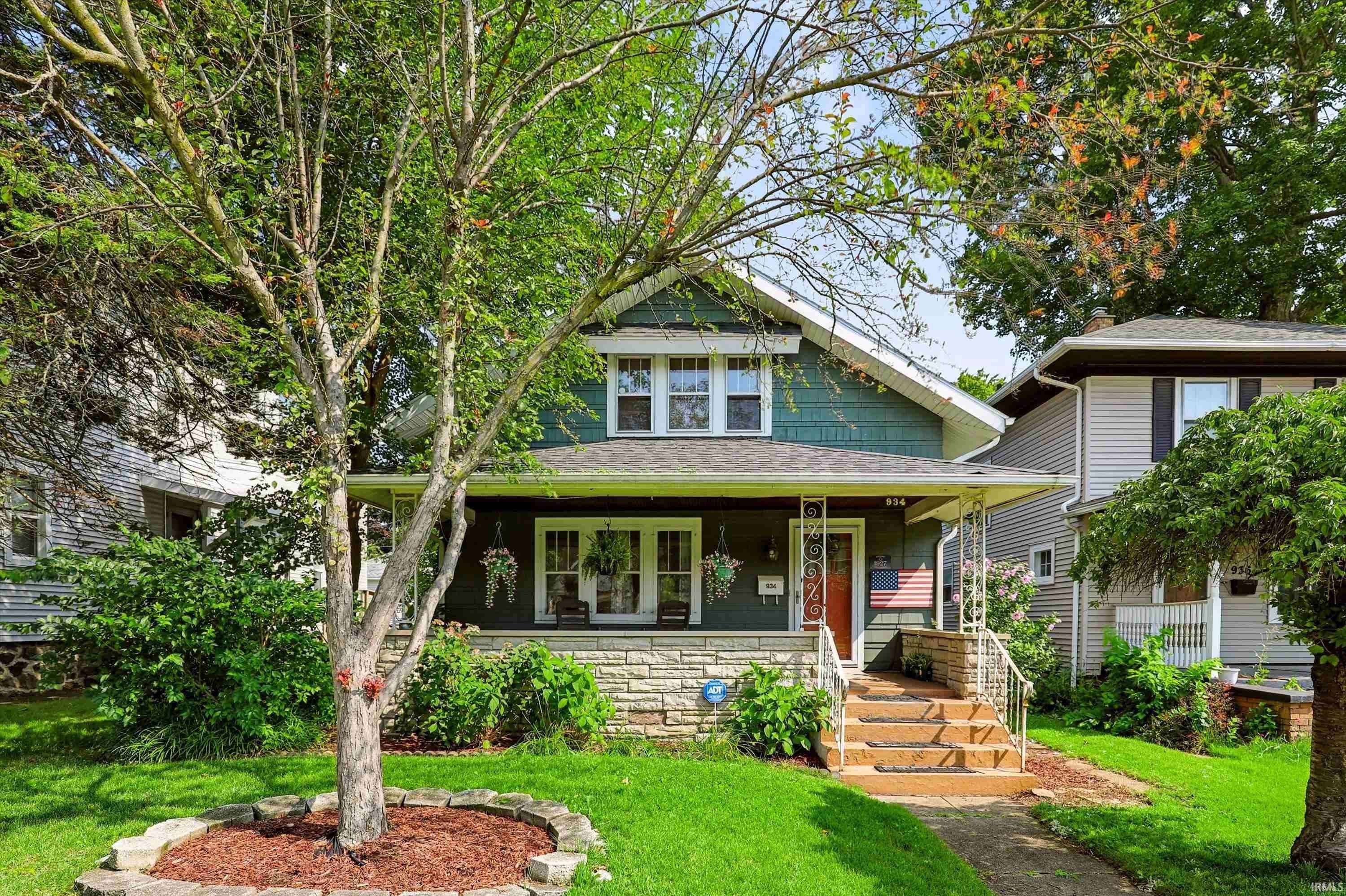 934 E Lincolnway ***, Mishawaka, IN 46544