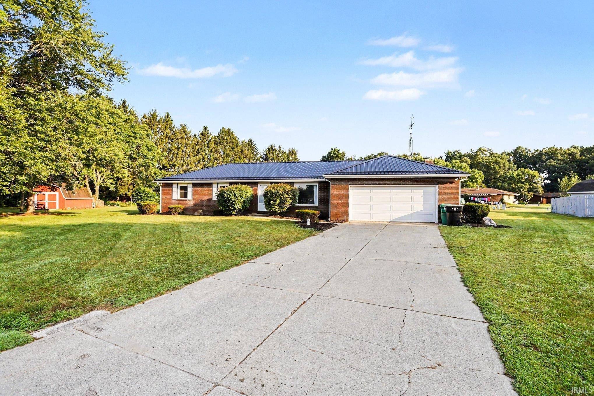 57161 Clona CT, South Bend, IN 46619