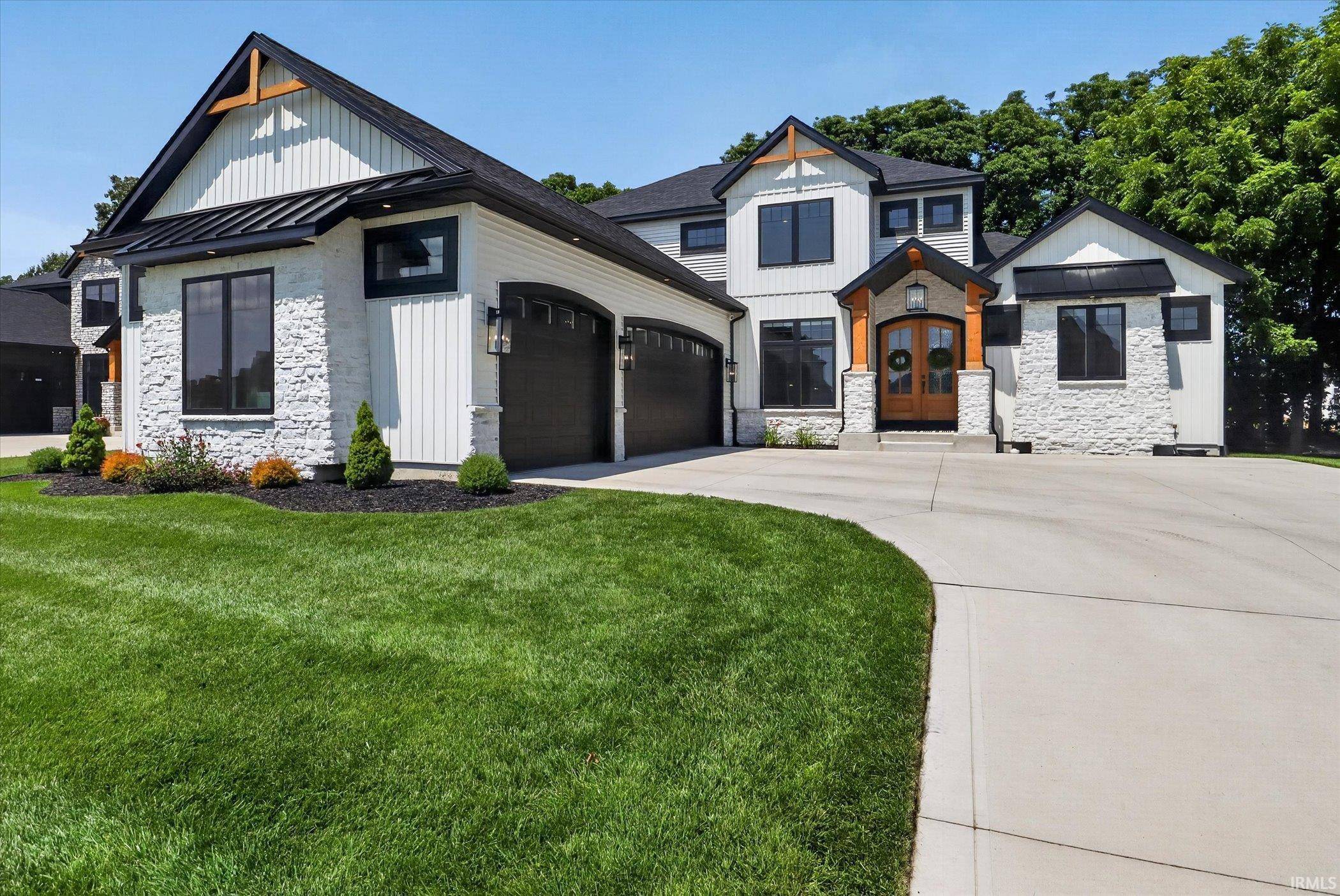 11171 Albany Ridge DR, Osceola, IN 46561-1307