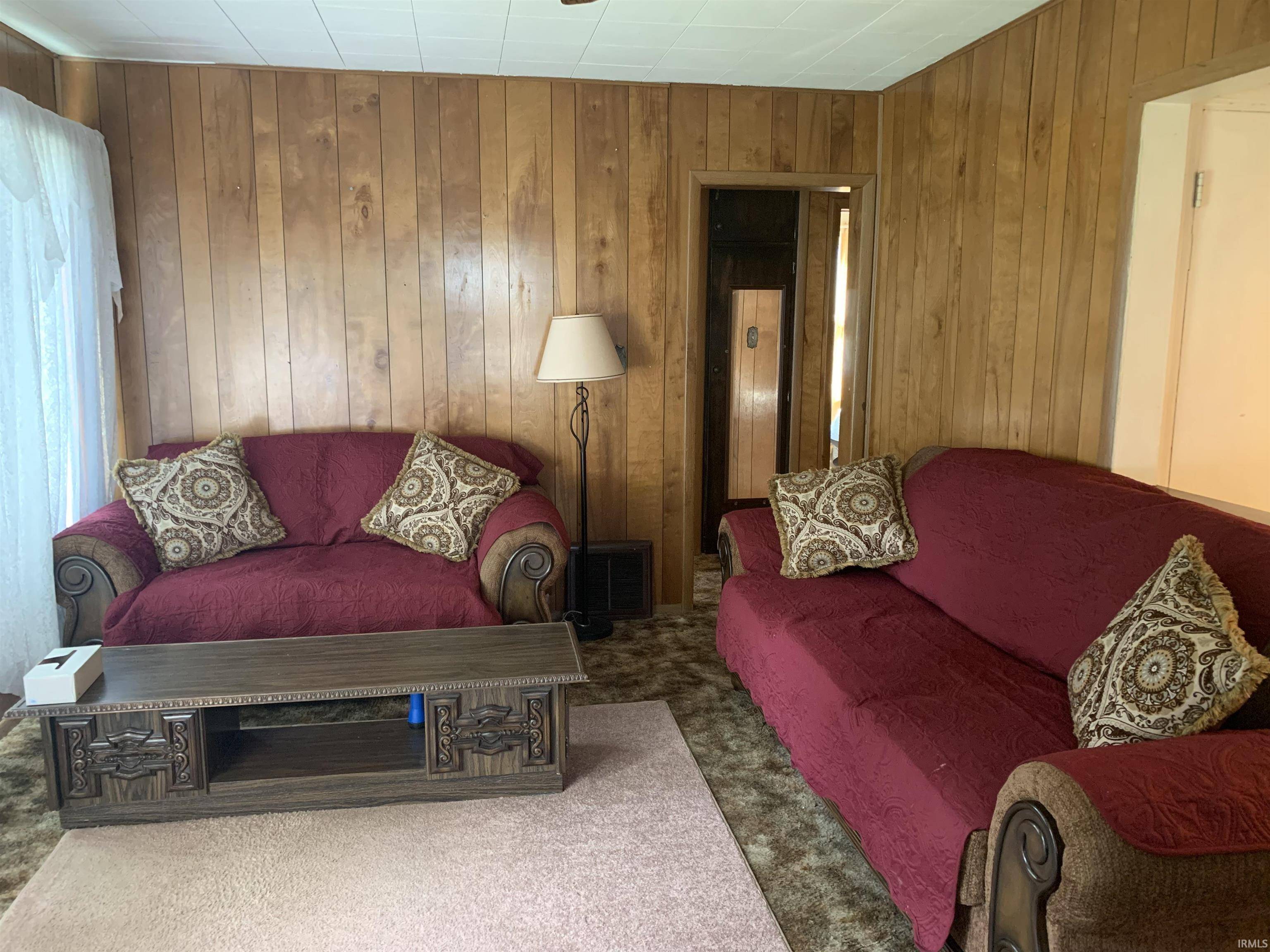 19853 Detroit AVE, South Bend, IN 46614
