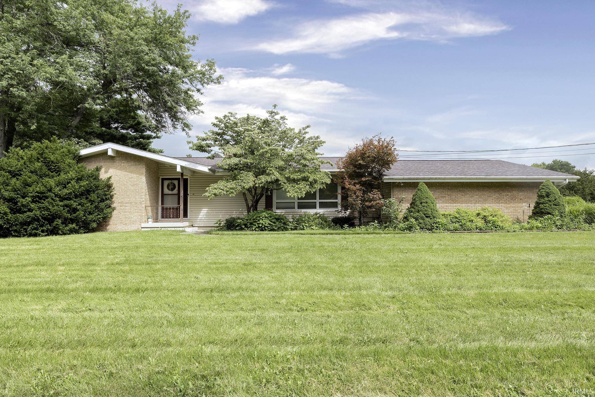 54074 Echo LN, Bristol, IN 46507
