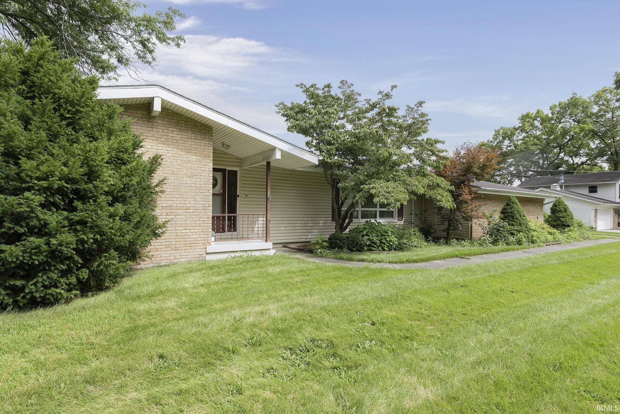 54074 Echo LN, Bristol, IN 46507