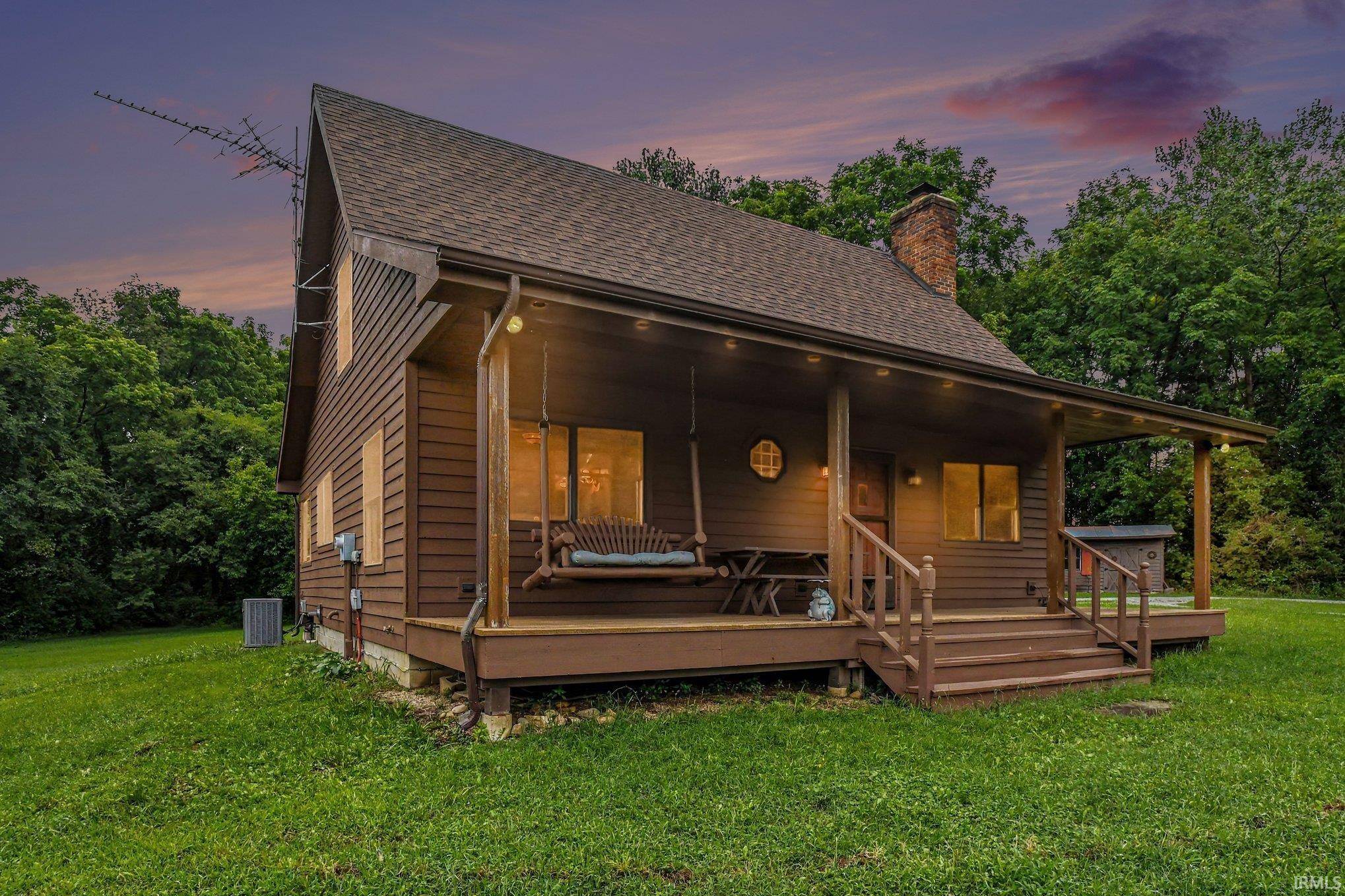 16600 4B RD, Plymouth, IN 46563