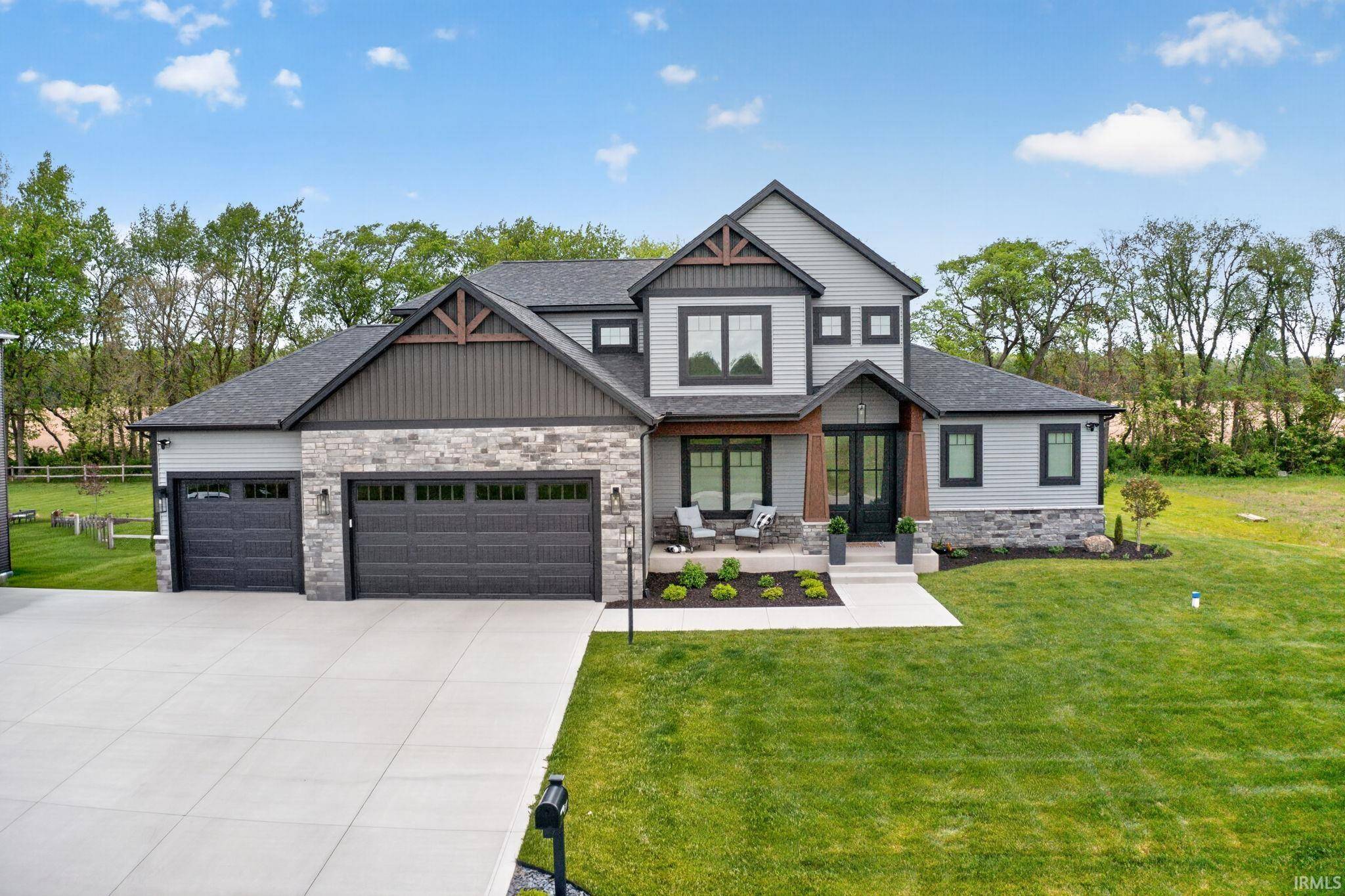 15111 Gossamer TRL, Granger, IN 46530-1467