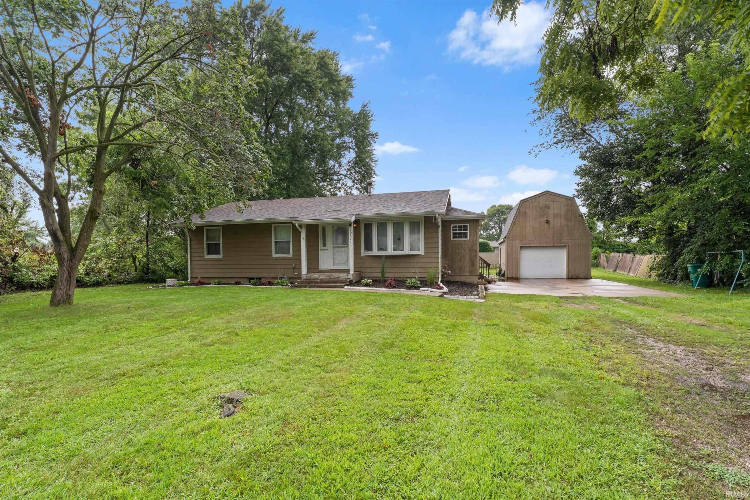 29671 Carolina AVE, Elkhart, IN 46516-1317