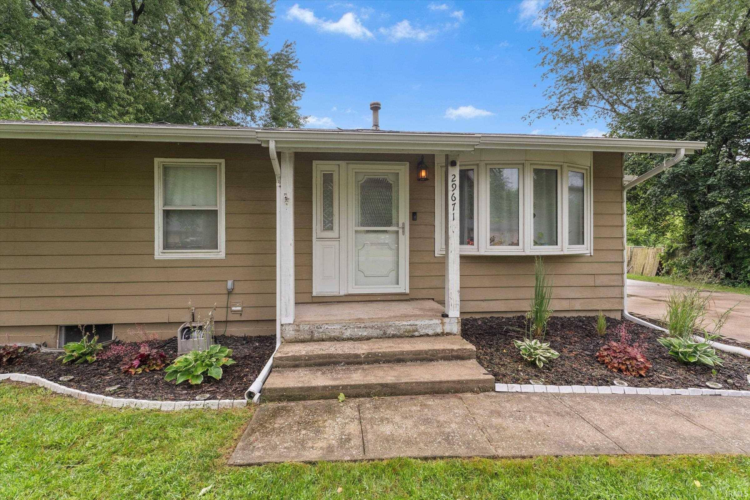 29671 Carolina AVE, Elkhart, IN 46516-1317
