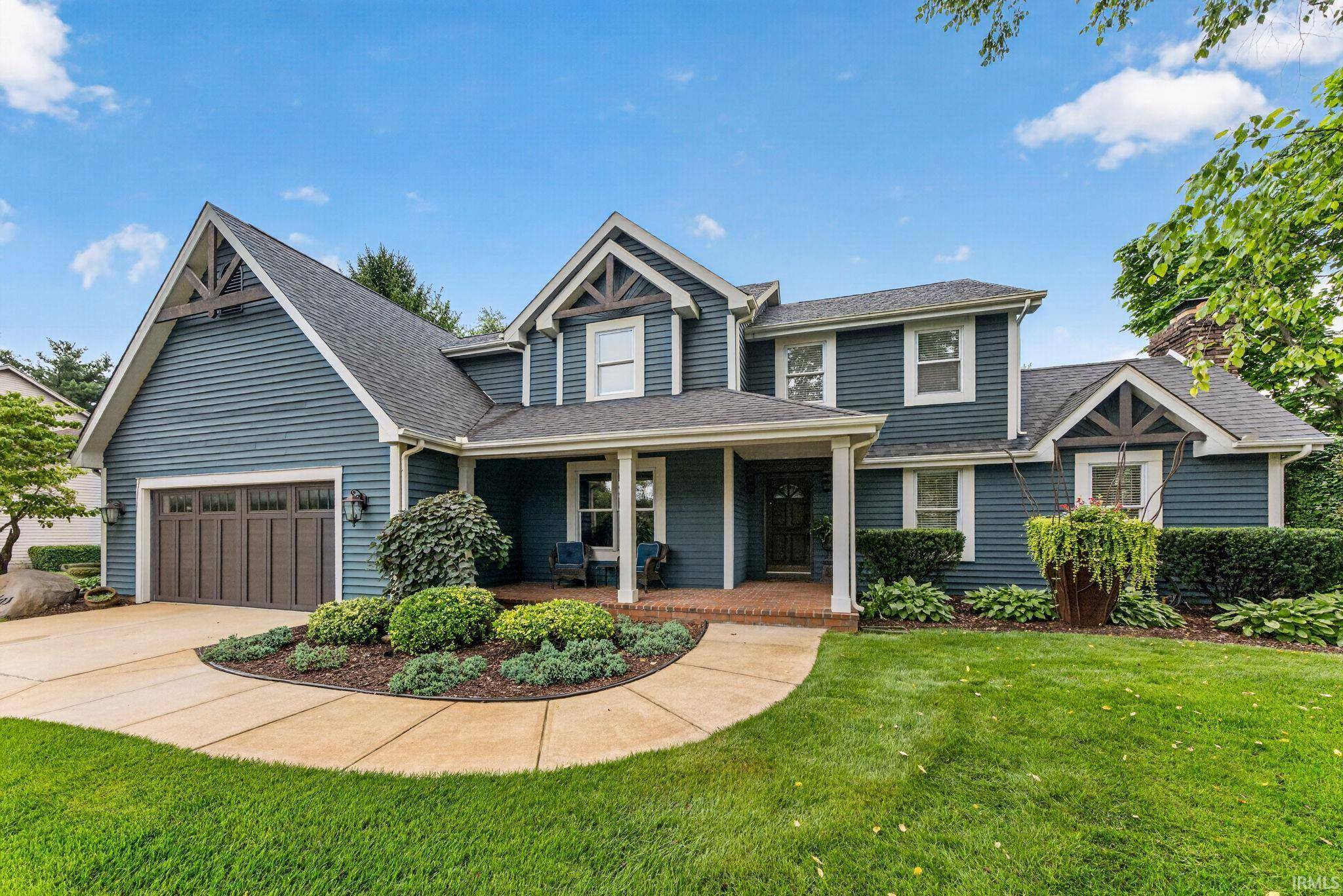 51870 Lake Knoll CT, Granger, IN 46530-8877