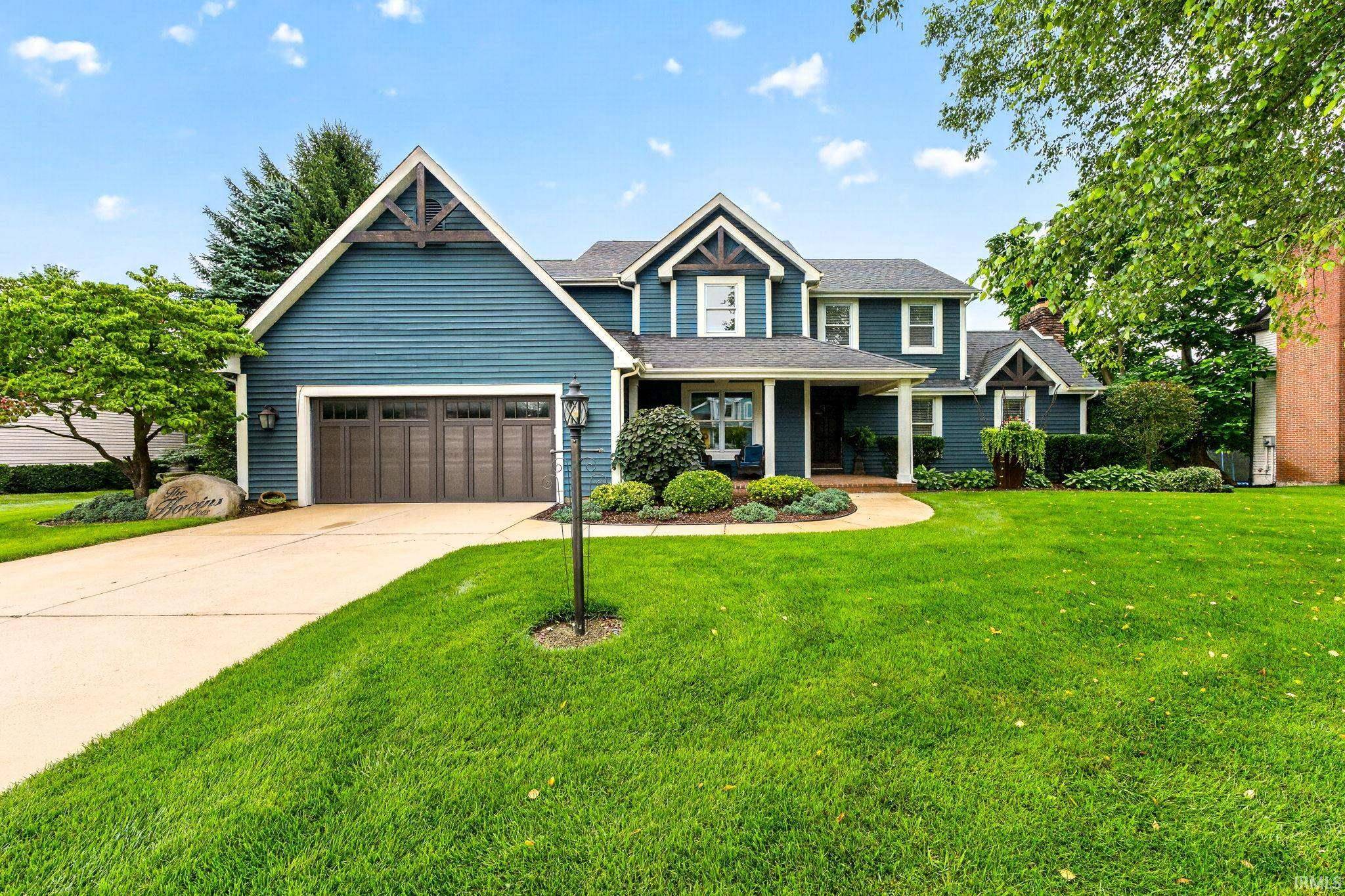 51870 Lake Knoll CT, Granger, IN 46530-8877