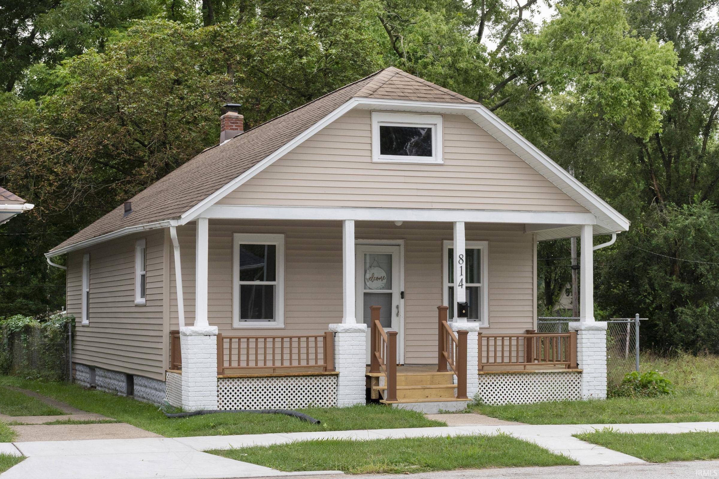 814 Sancome AVE, South Bend, IN 46628