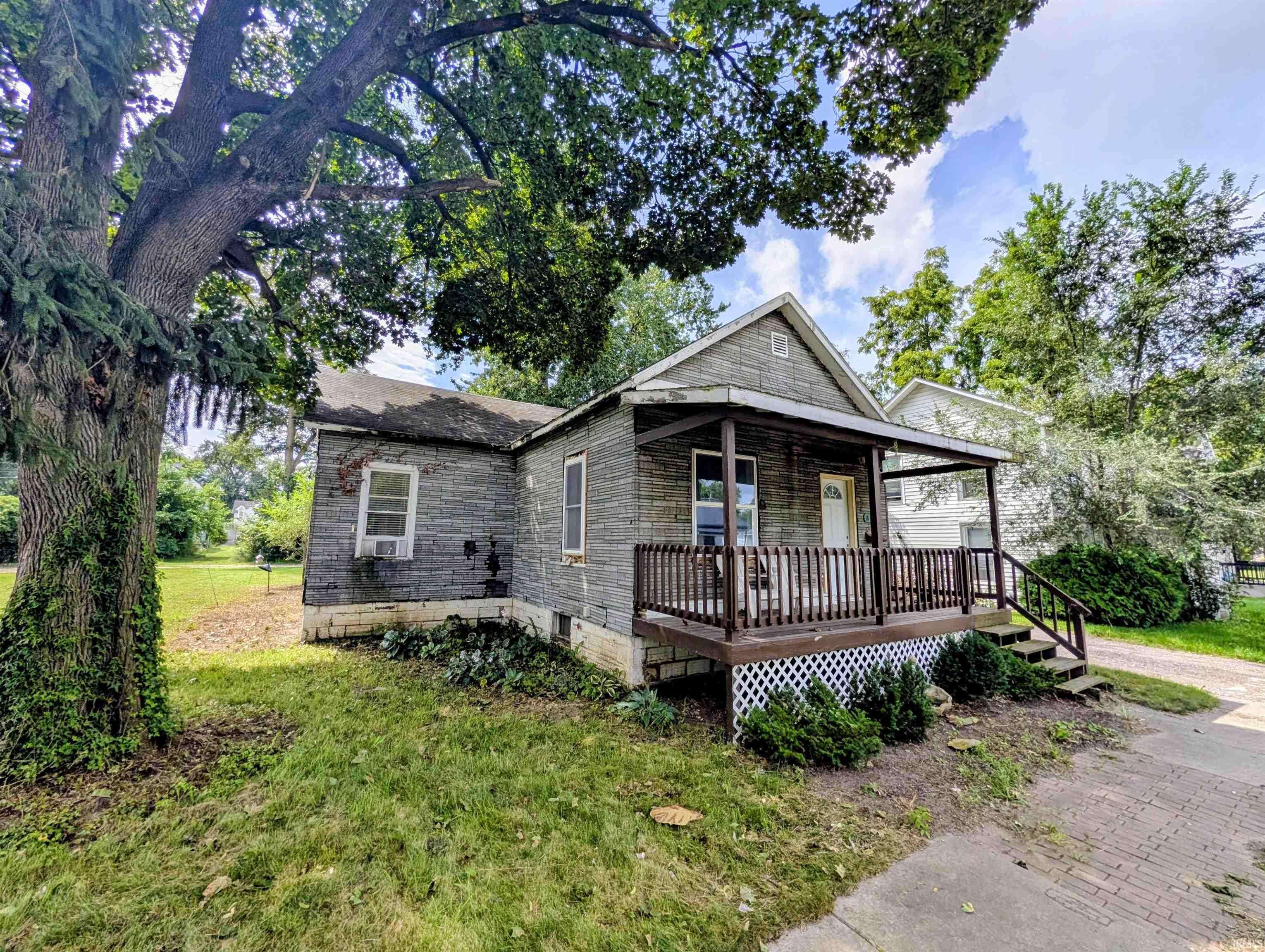 415 Sherman ST, Elkhart, IN 46516