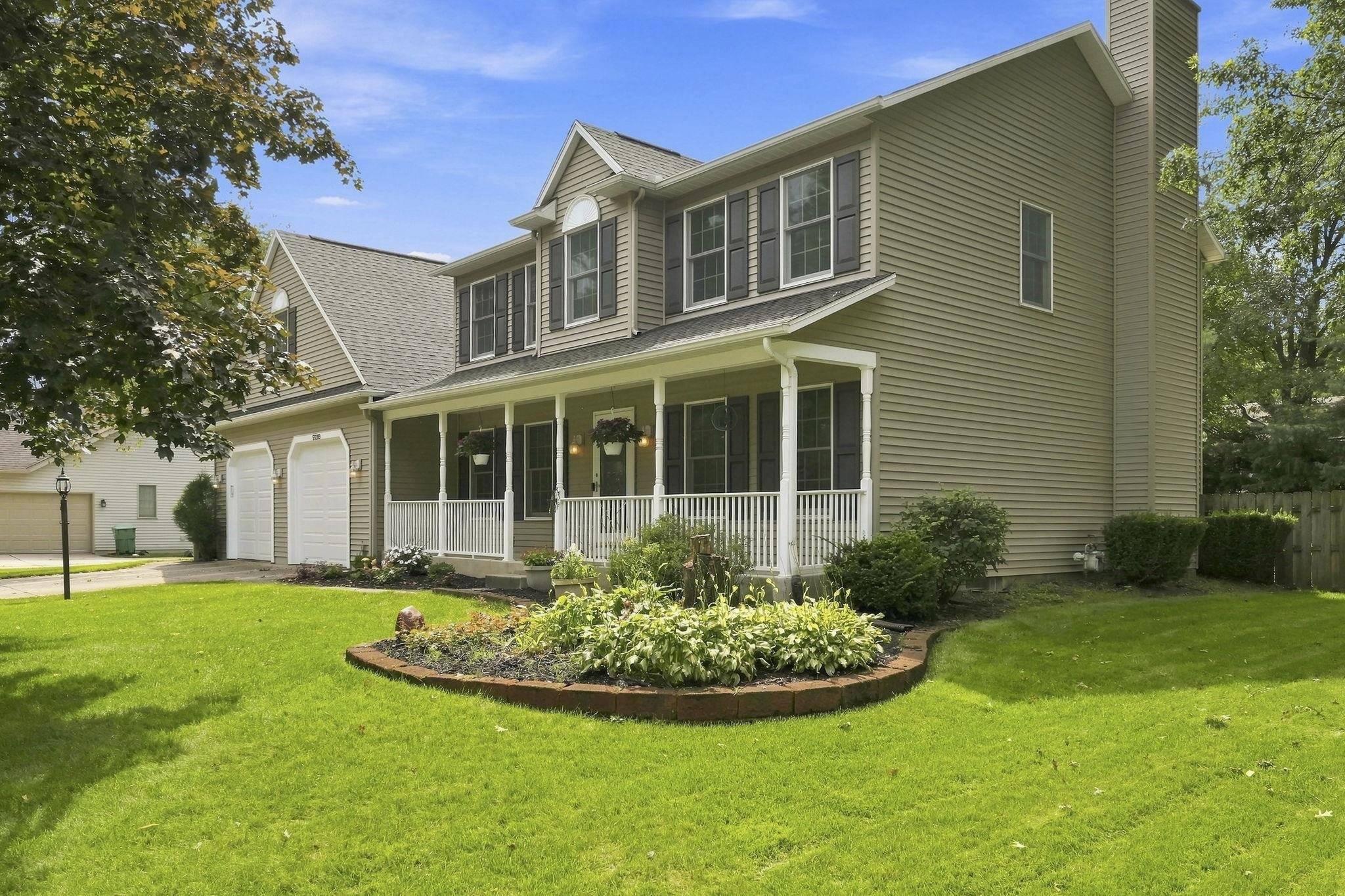 55209 Birchfield CT, Osceola, IN 46561-9112