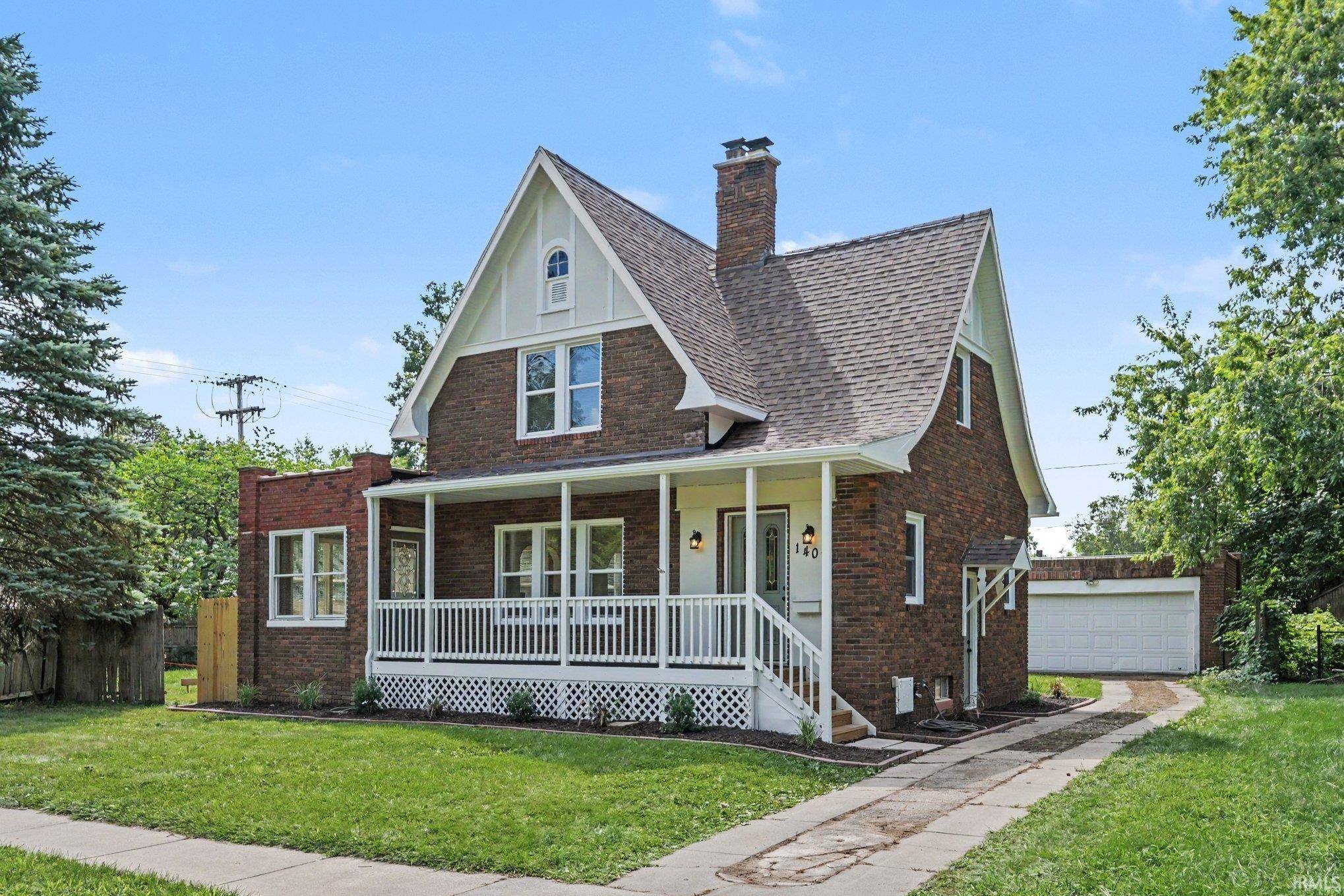 1407 Strong AVE, Elkhart, IN 46514