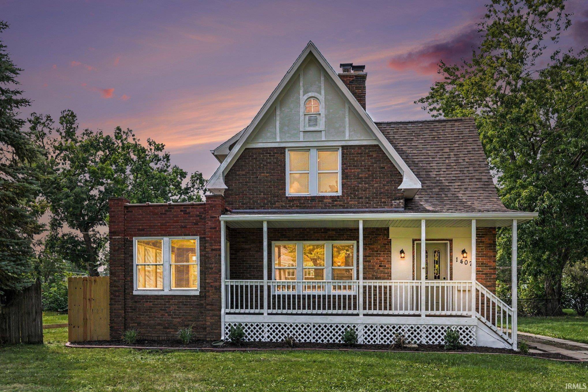 1407 Strong AVE, Elkhart, IN 46514