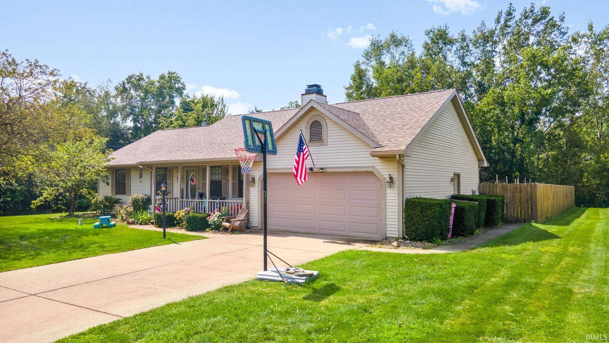 52979 Red Fox TRL, South Bend, IN 46628