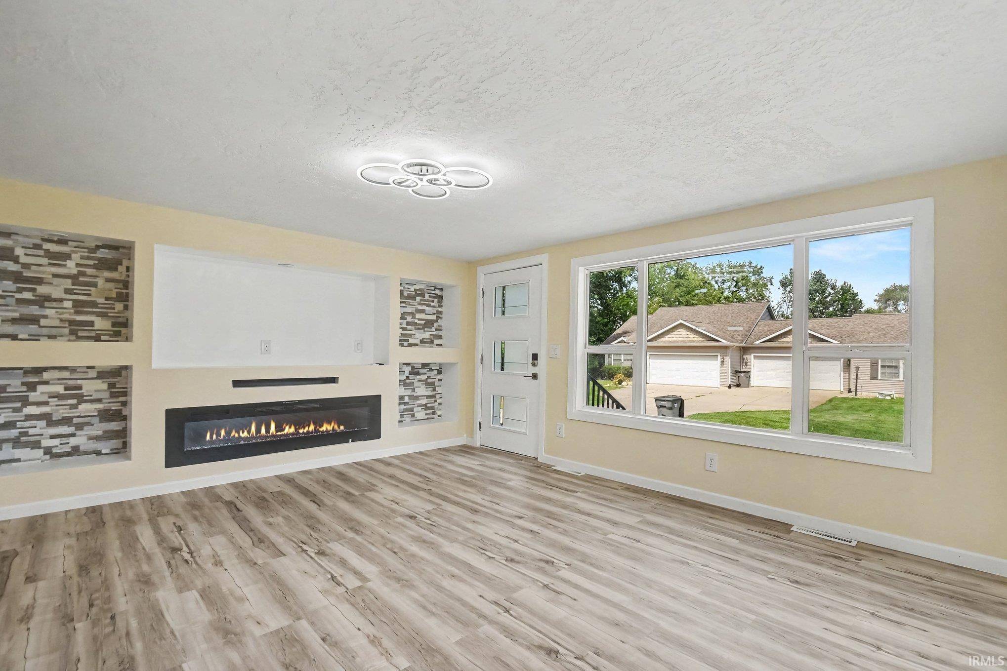 23846 Eastgate AVE, Elkhart, IN 46516
