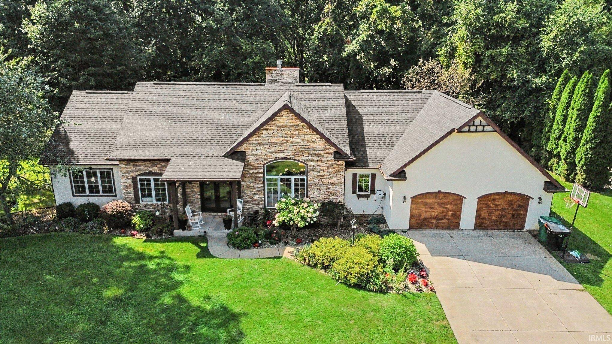 51823 Westwood Forest DR, South Bend, IN 46628