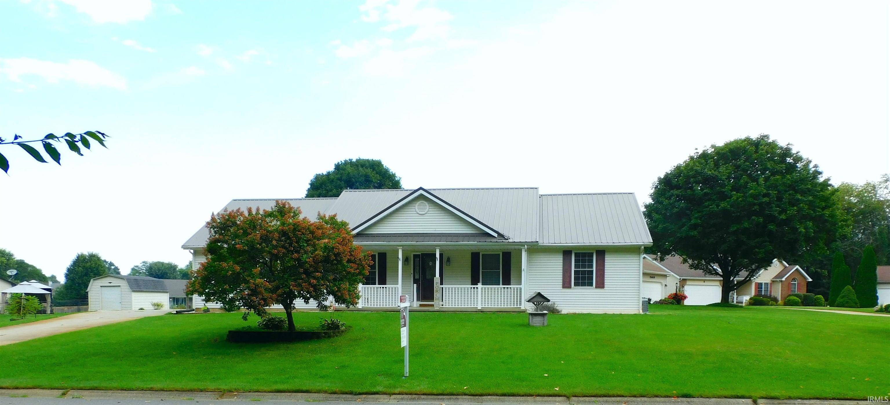 59242 Fairwind DR, Elkhart, IN 46517