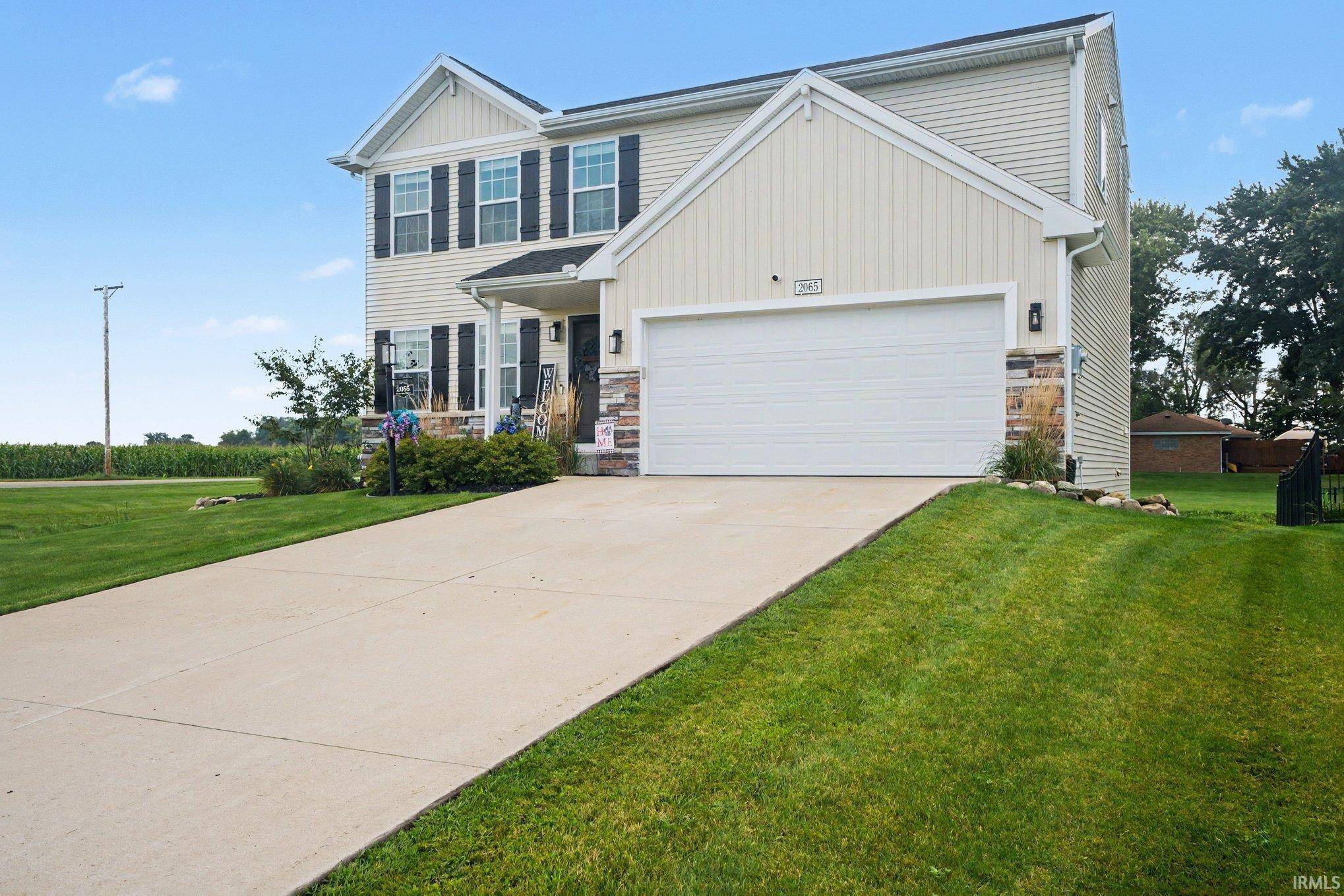 2065 Bennington DR, Mishawaka, IN 46544-6297